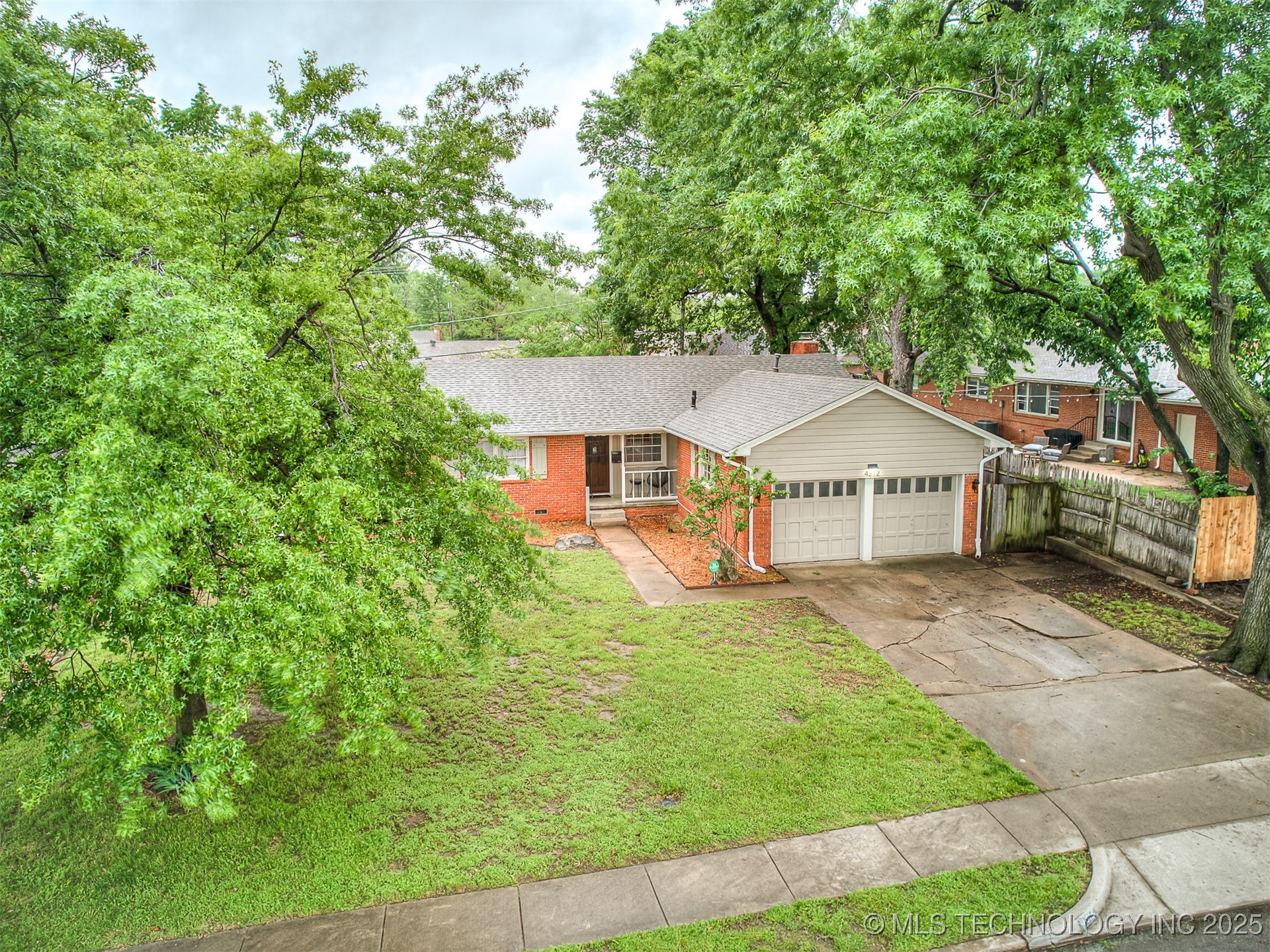 4312 E 56th Street Property Photo 59