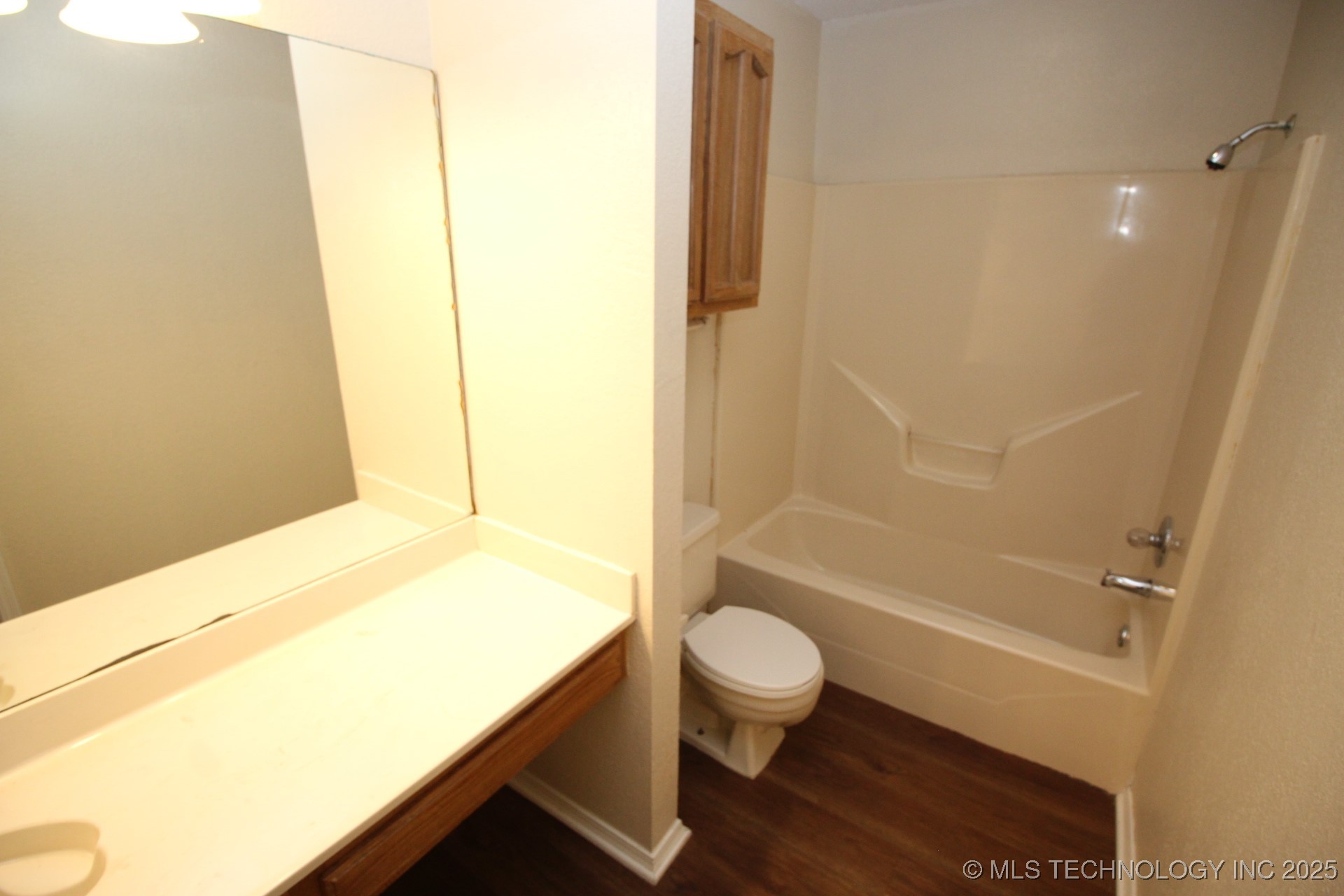 4432 W Queens Street Property Photo 26