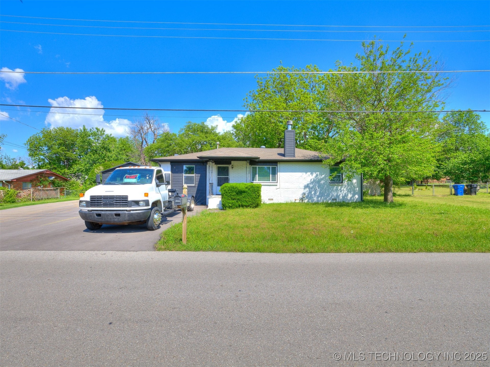 311 N 14th Street Property Photo 4