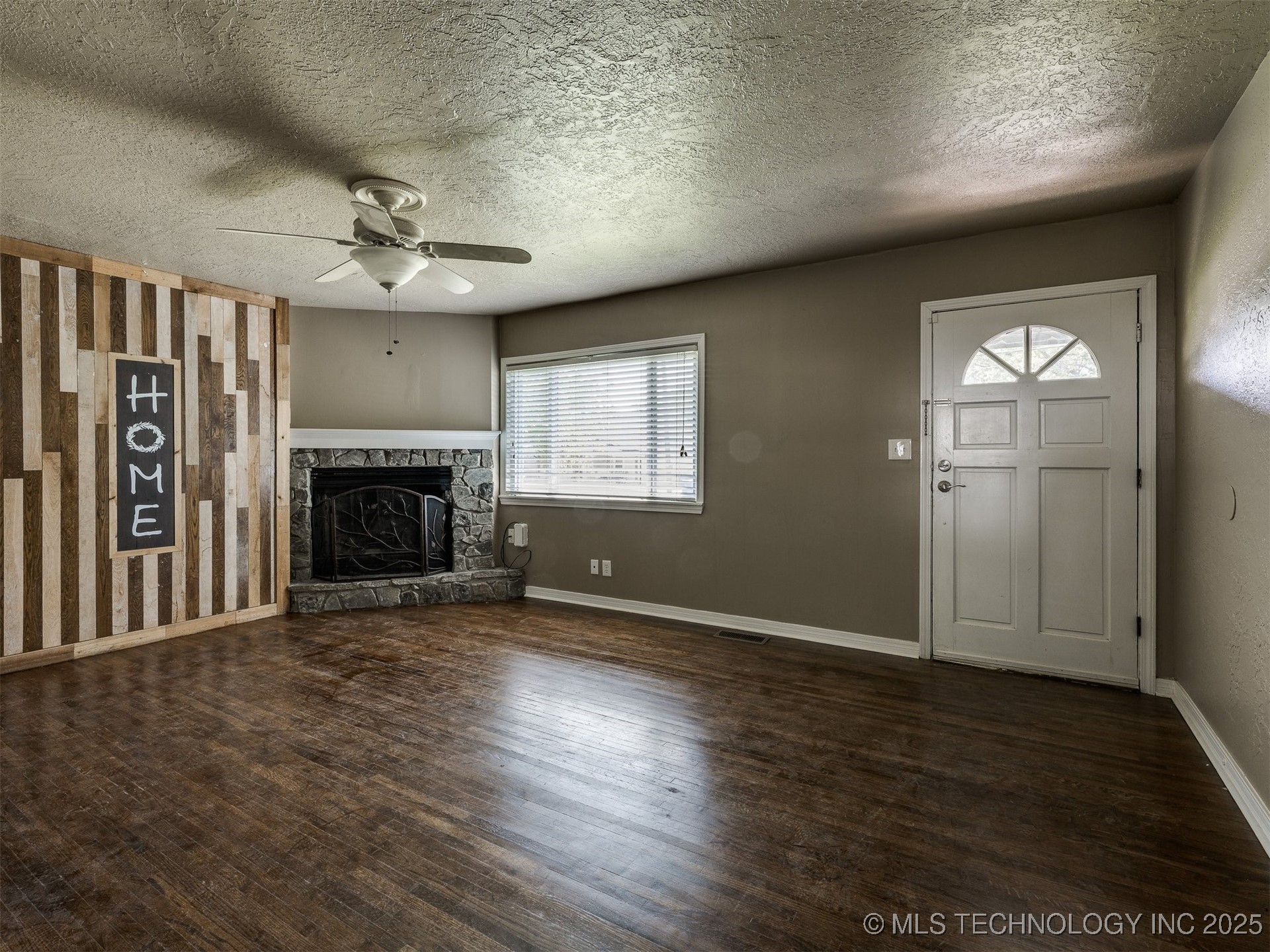 311 N 14th Street Property Photo 9
