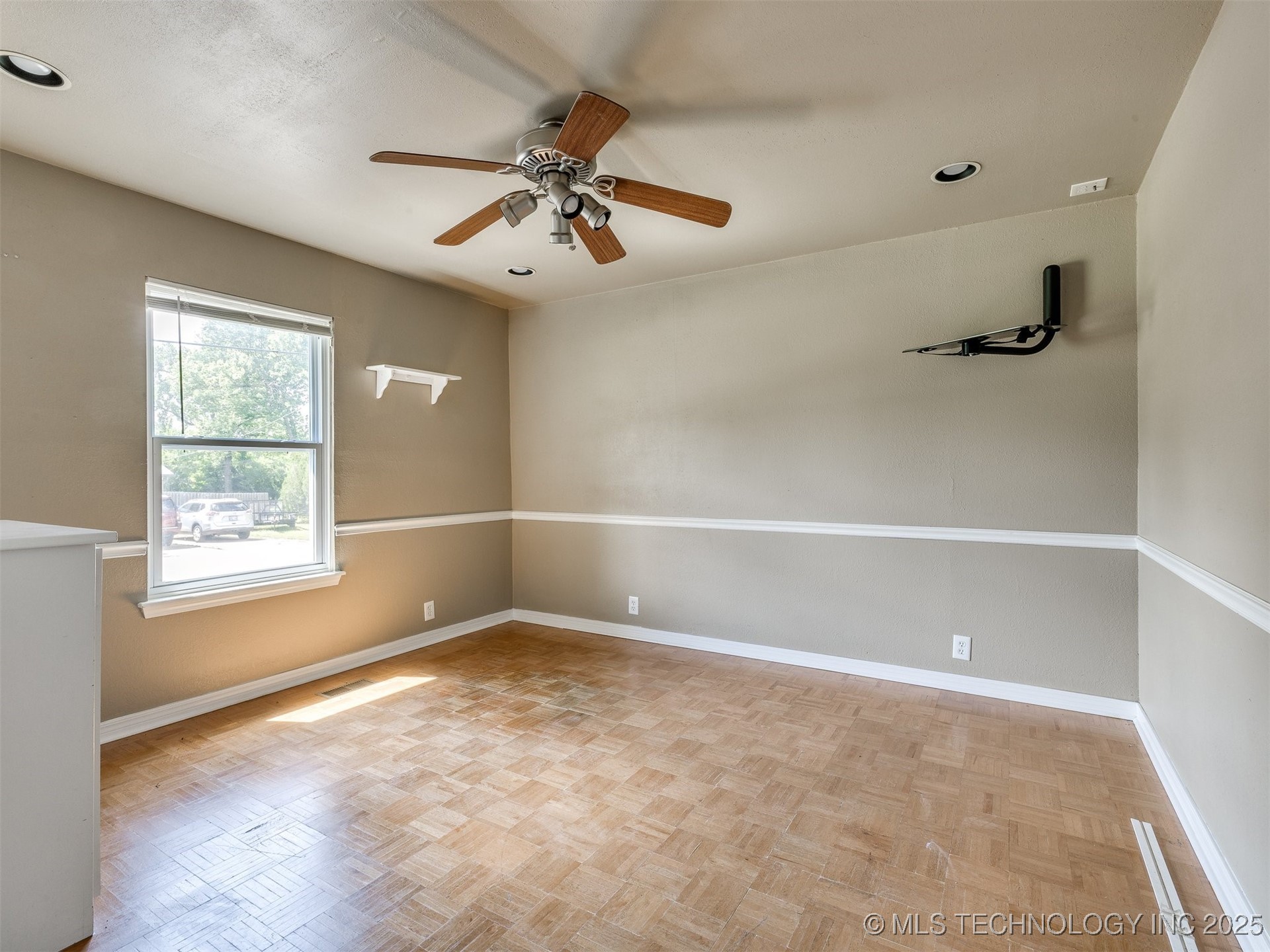 311 N 14th Street Property Photo 13