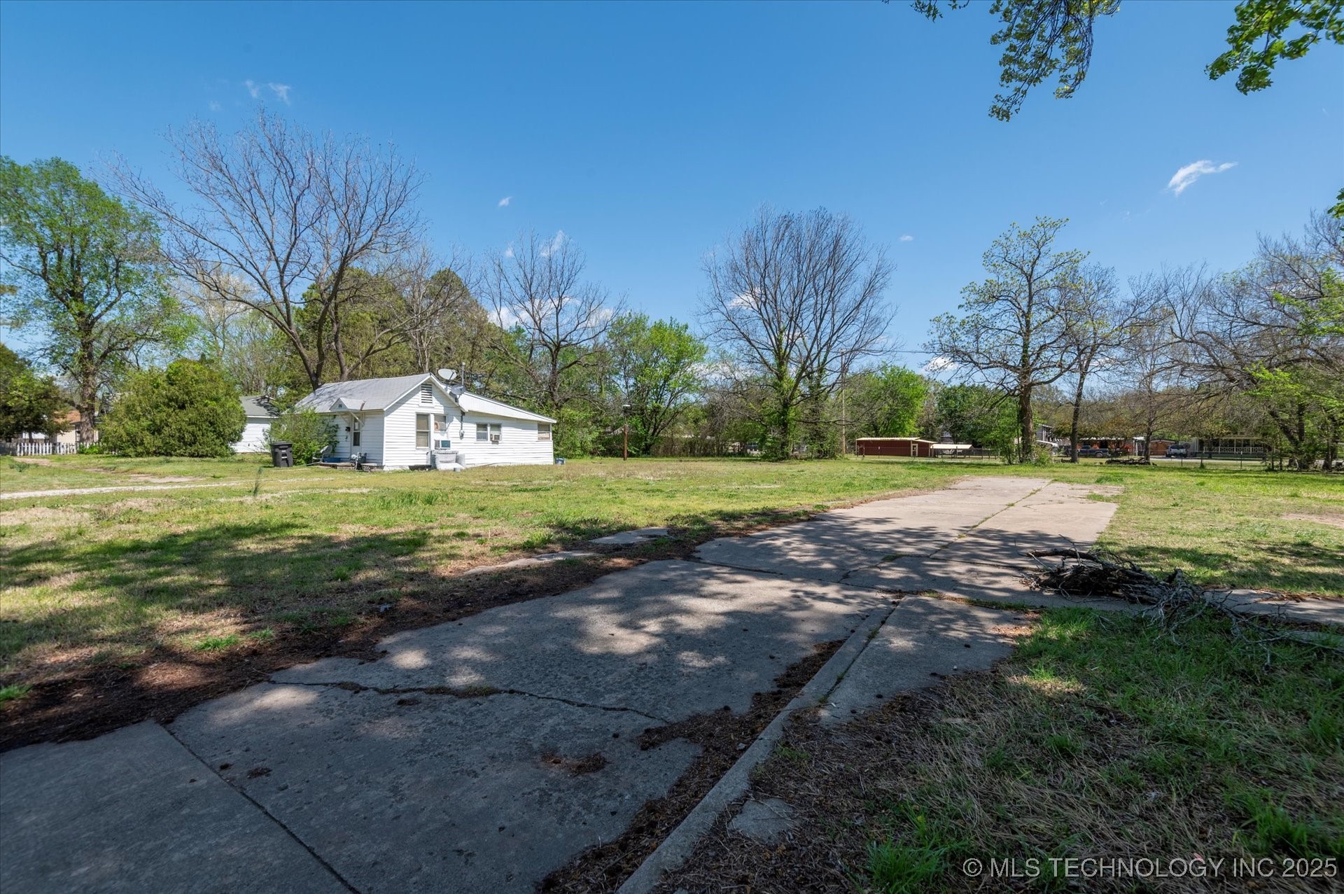 822 S Choctaw Avenue Property Photo