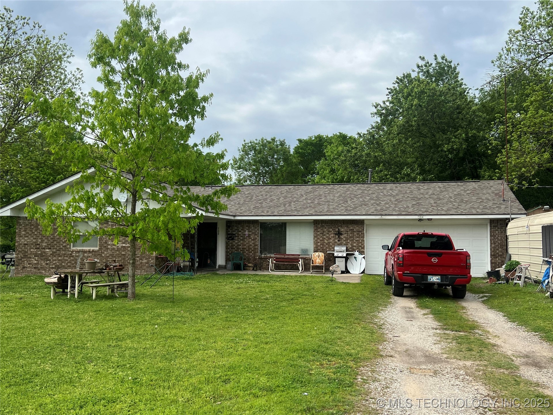504 E Paul Property Photo