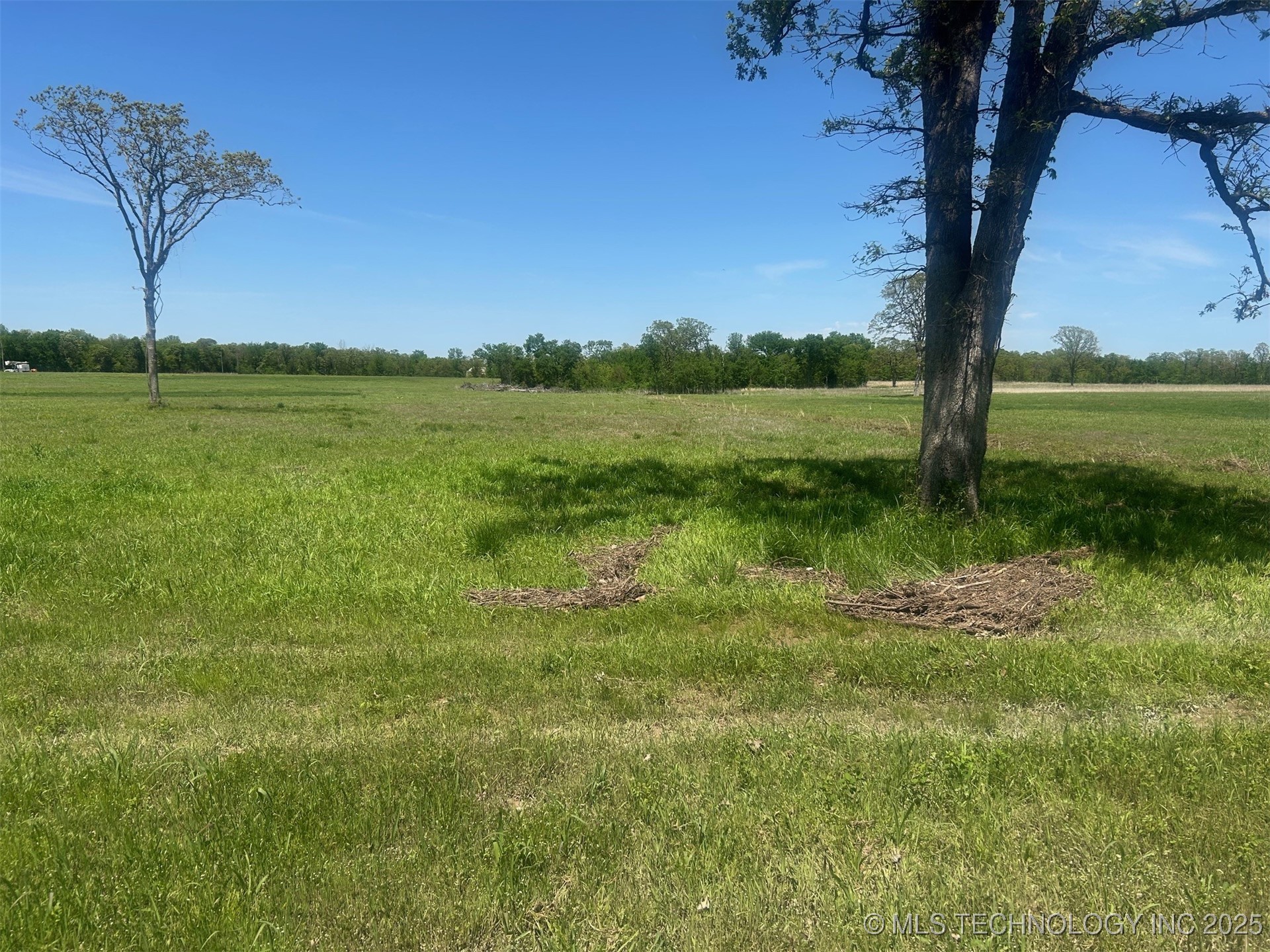0010 Creager Road Property Photo 2