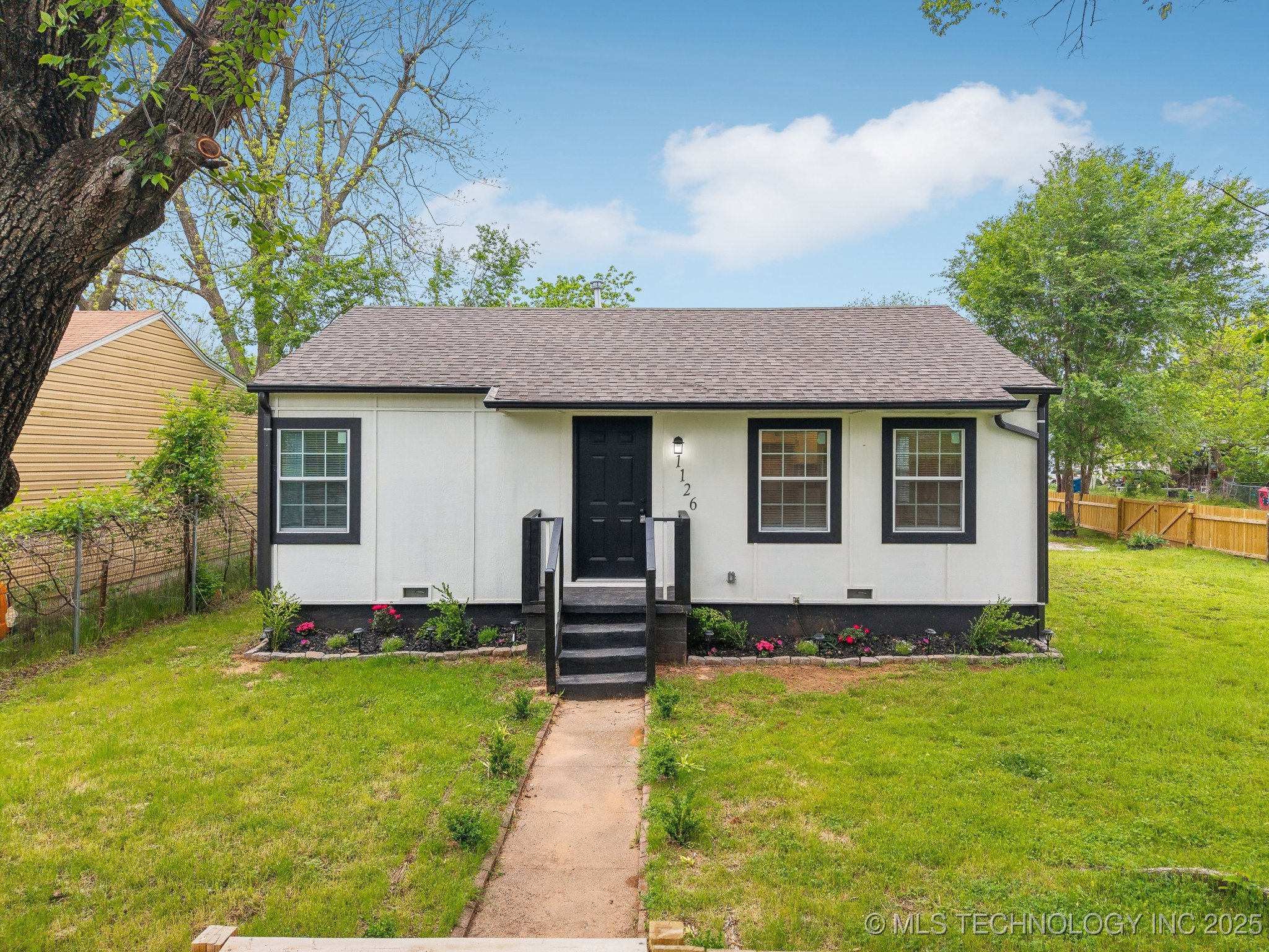1126 S 53rd West Avenue Property Photo