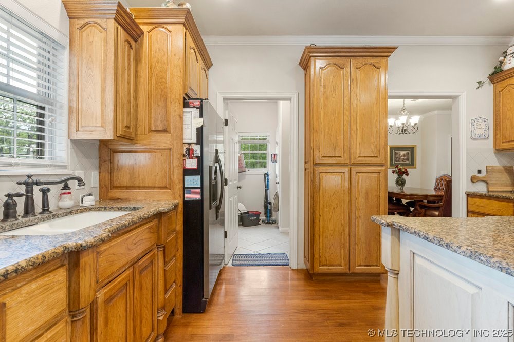 6336 W 77th Street Property Photo 23