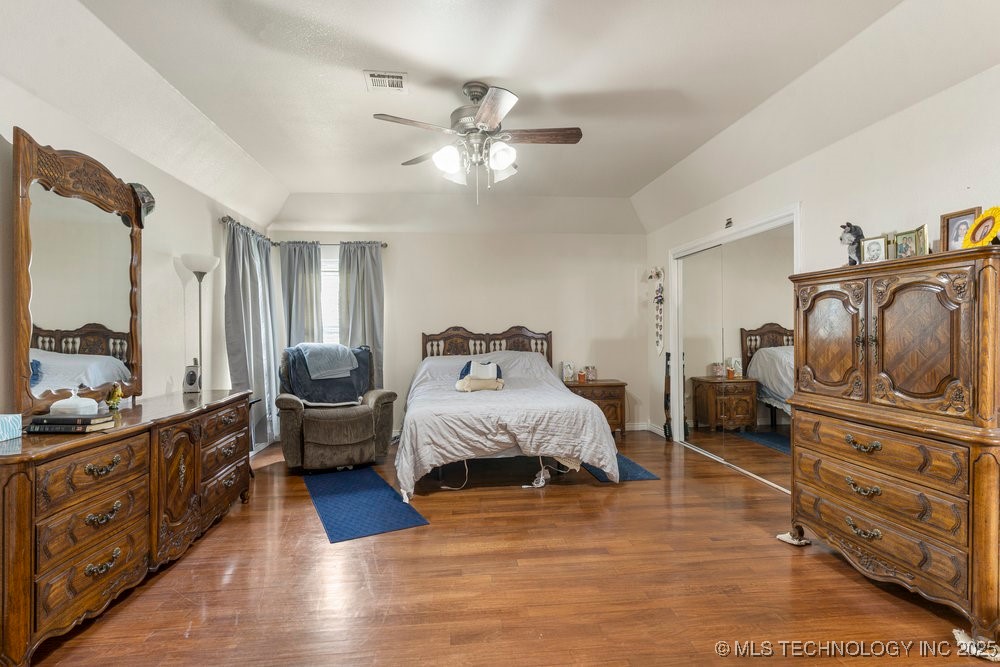 6336 W 77th Street Property Photo 29