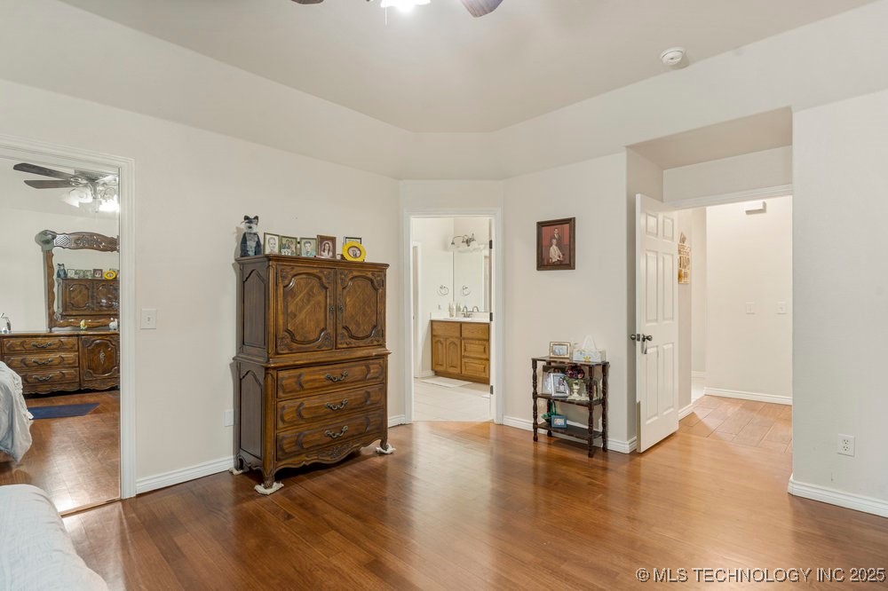 6336 W 77th Street Property Photo 30