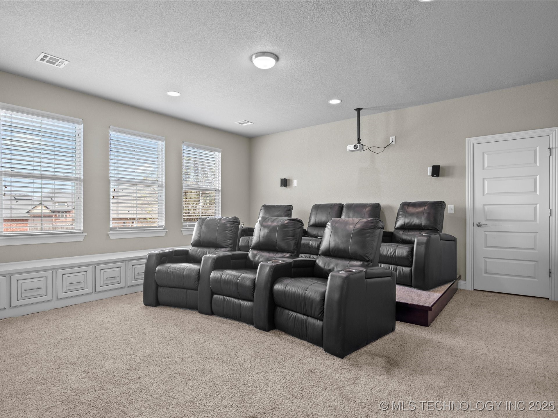 5710 Nottingham Place Property Photo 25
