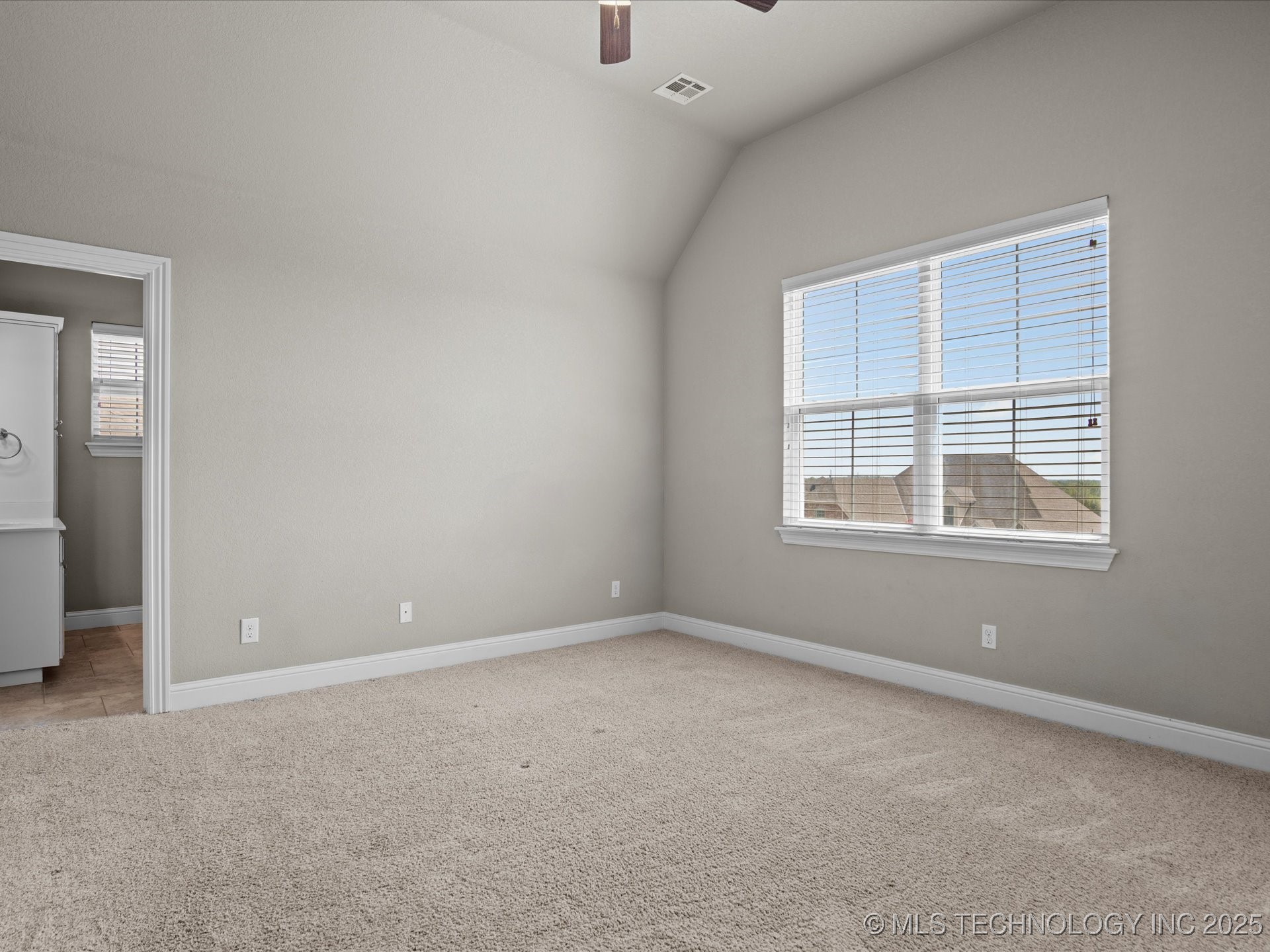 5710 Nottingham Place Property Photo 34