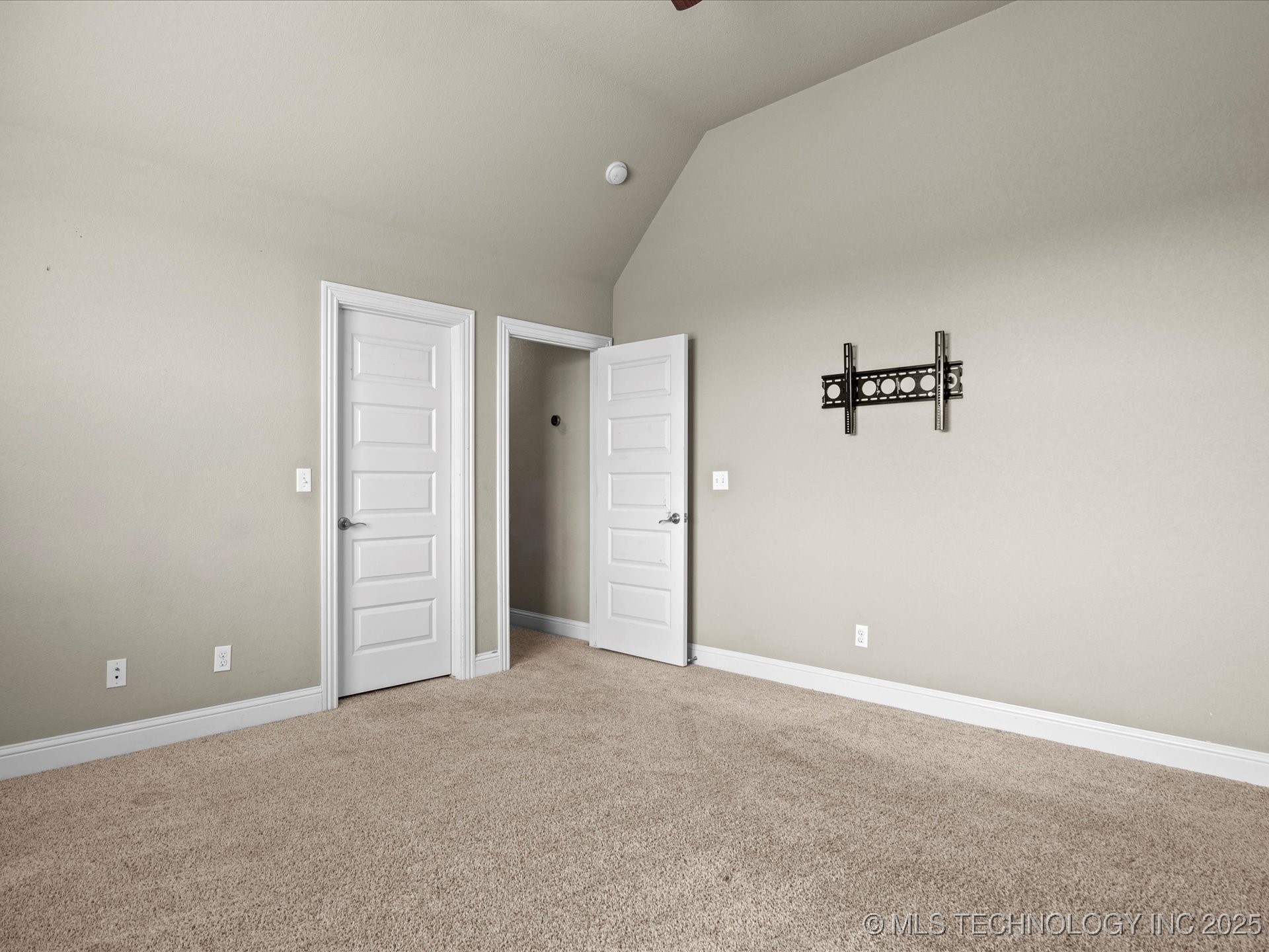 5710 Nottingham Place Property Photo 35