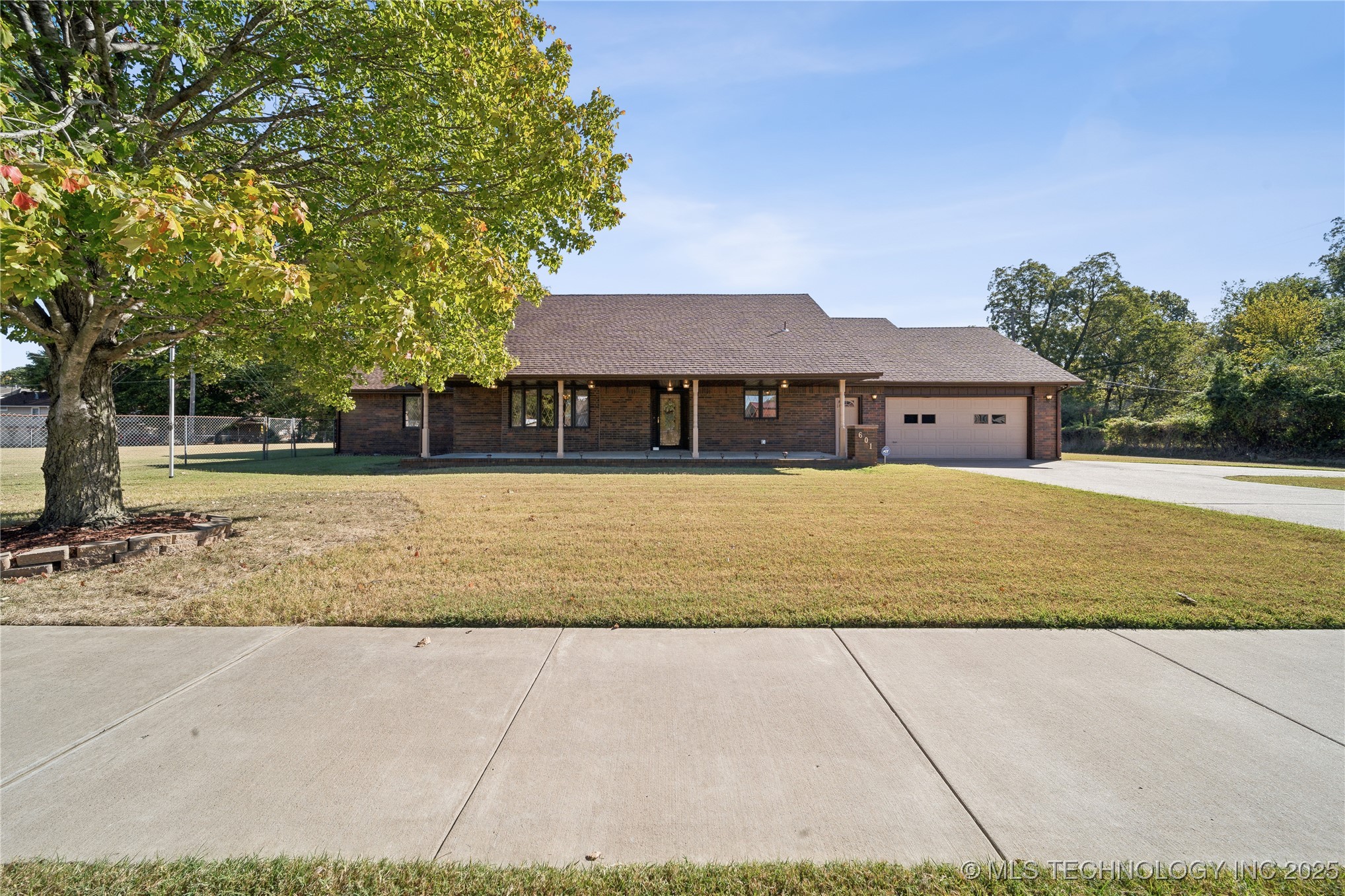 601 N Okmulgee Avenue Property Photo