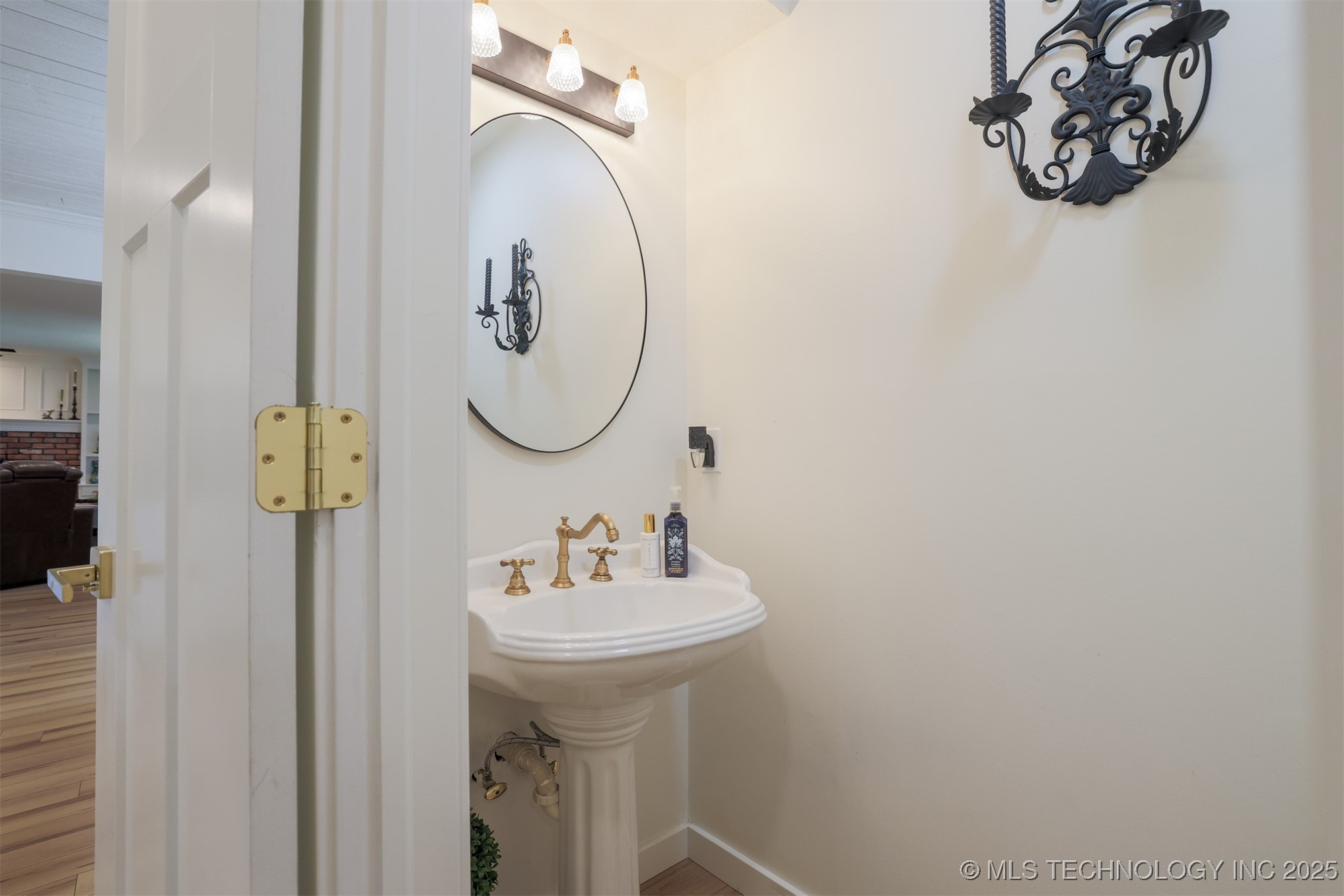 10807 E 99th Street Property Photo 46