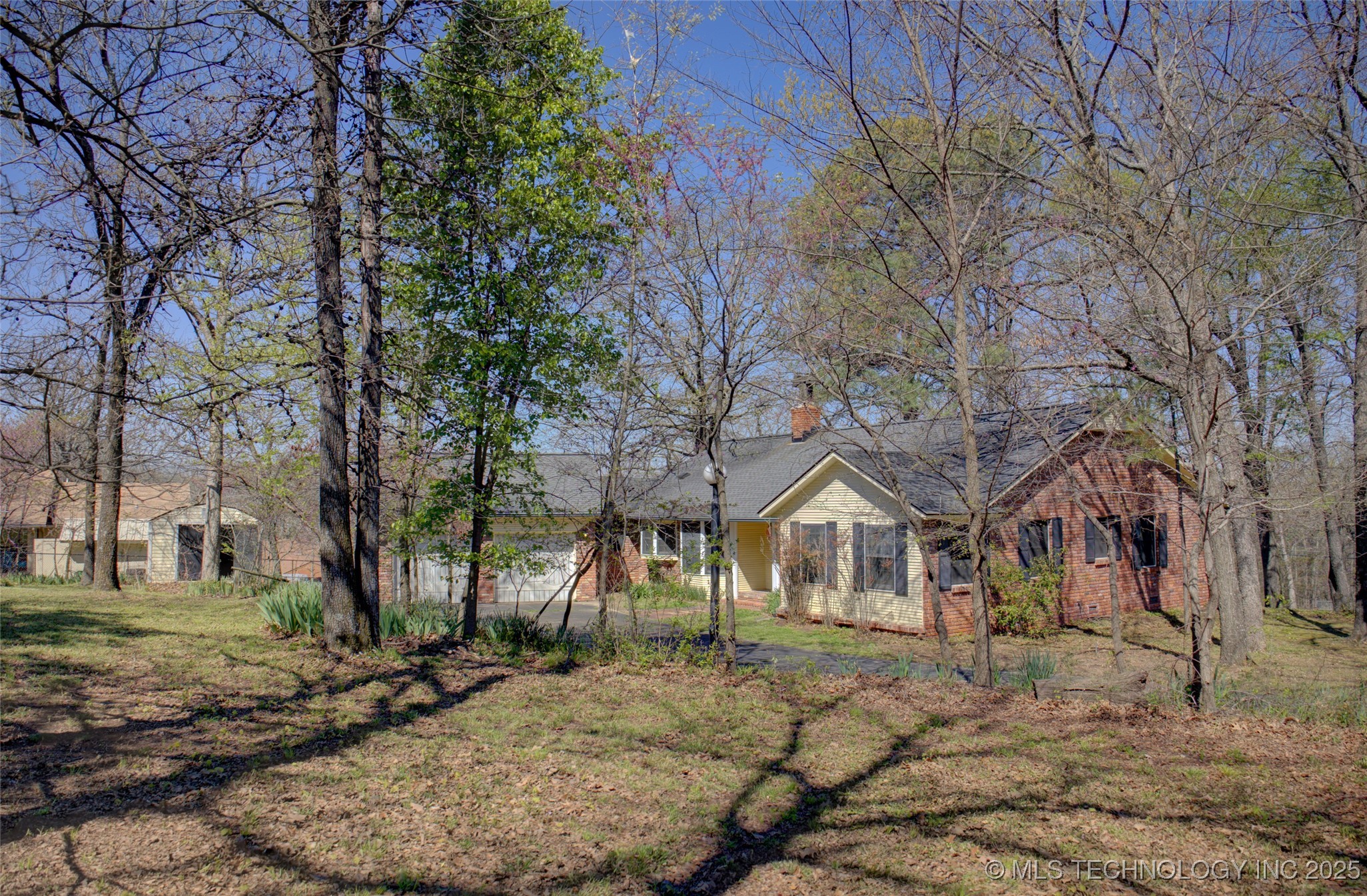 70041 S 336 Court Property Photo 5