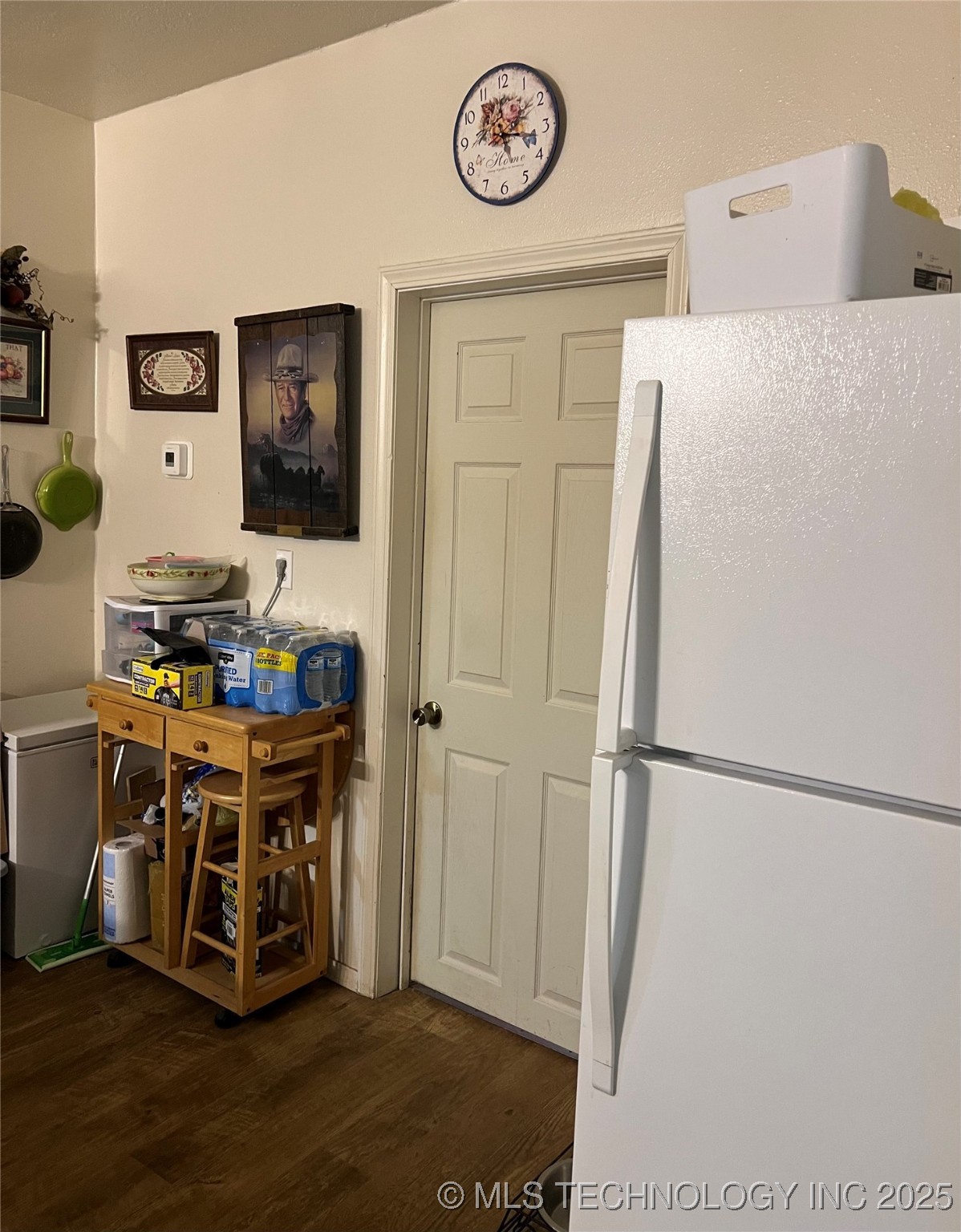 202 S Elm Street Property Photo 12