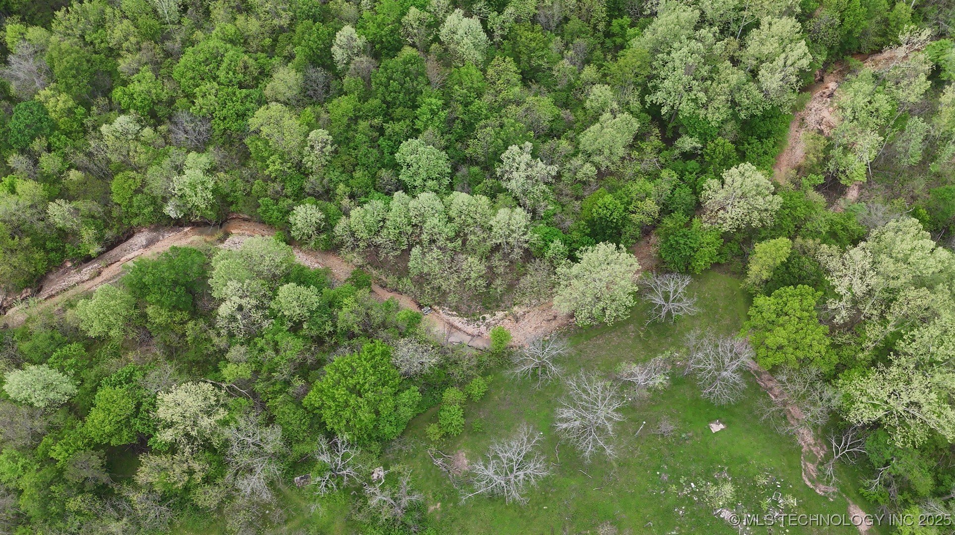 12682 E 630 Road Property Photo