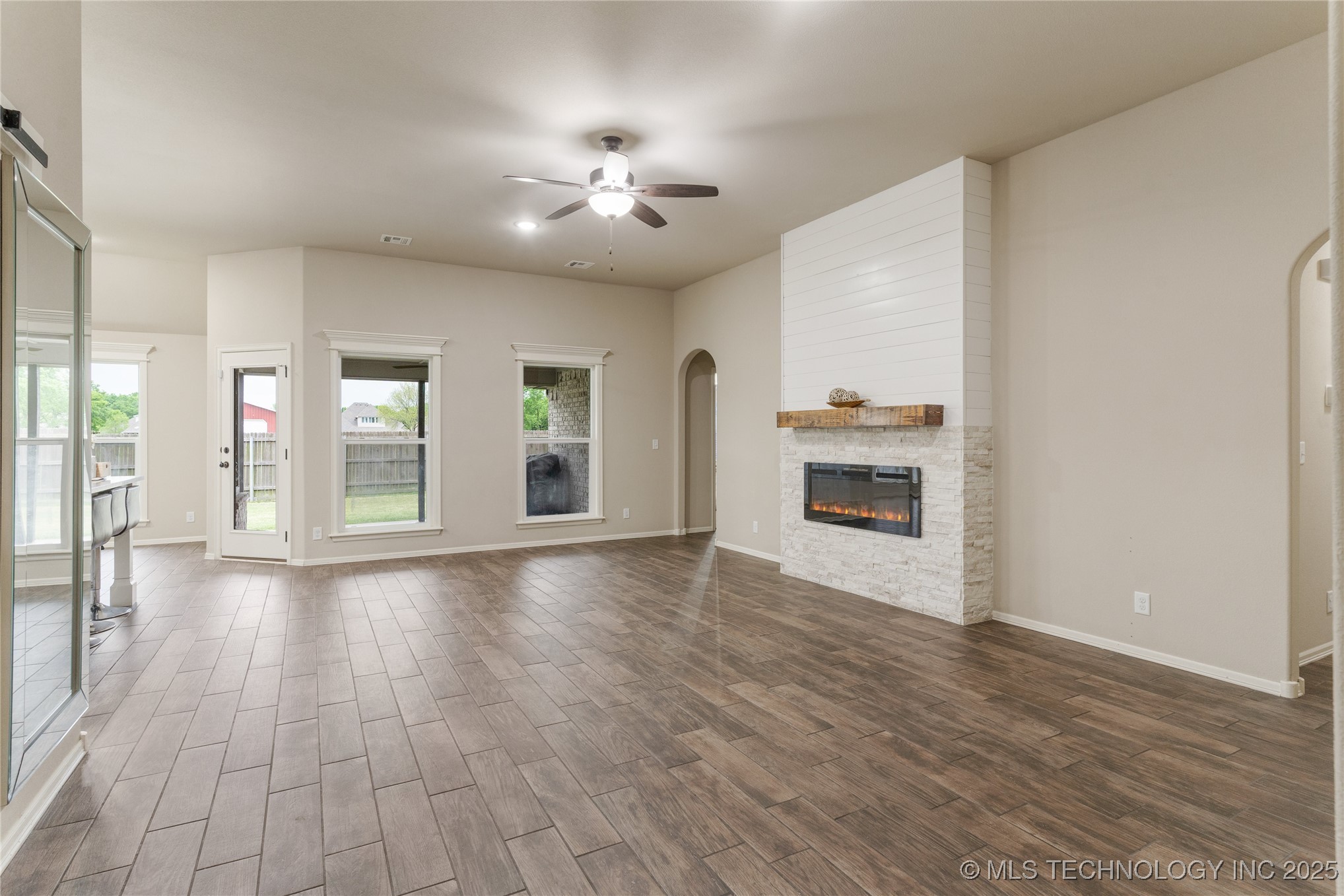 2626 W 115th Street S Property Photo 11
