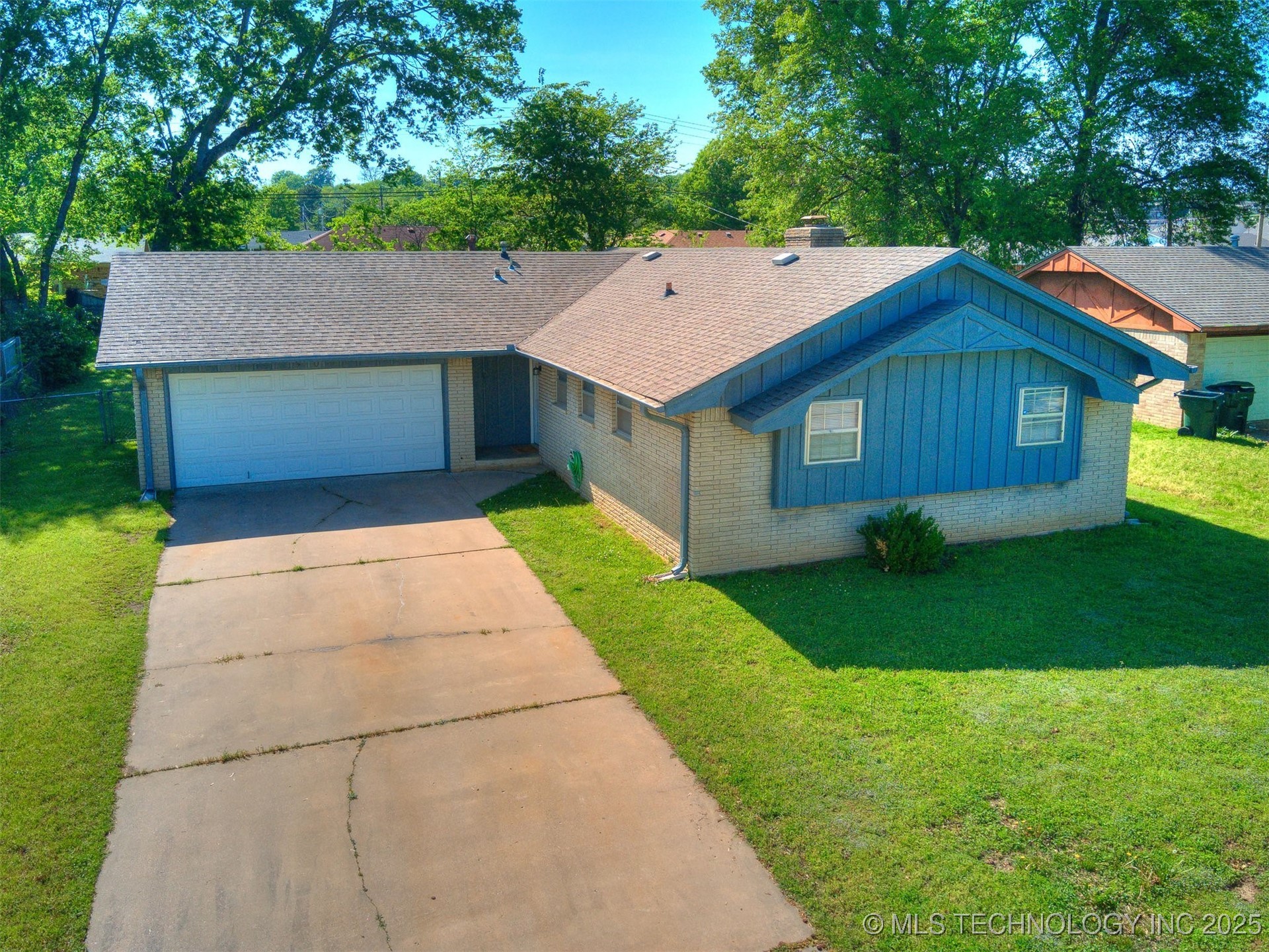 409 N Chambers Trail Property Photo 6