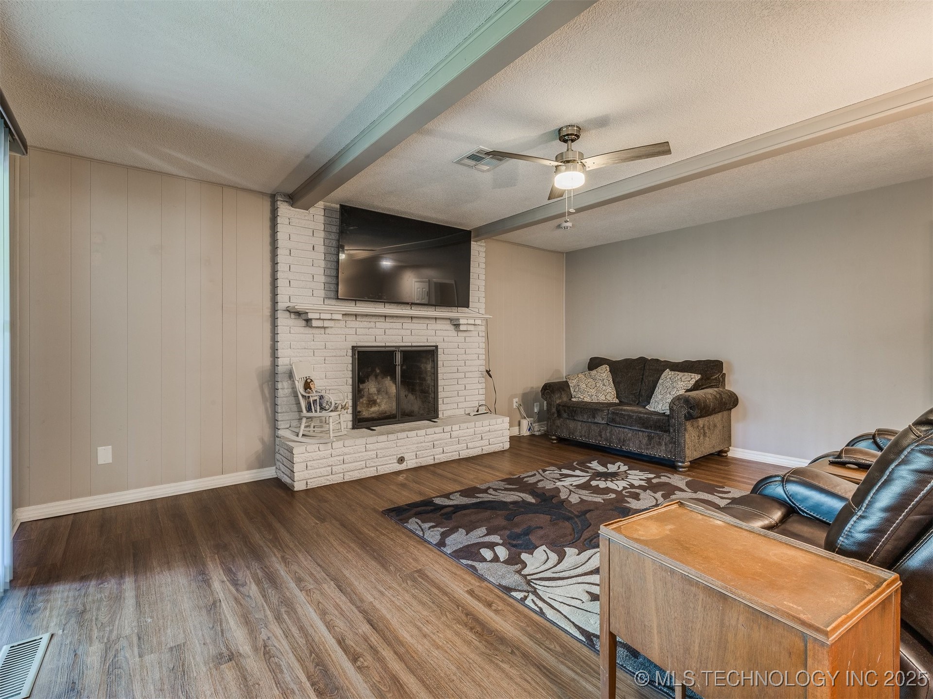 409 N Chambers Trail Property Photo 15