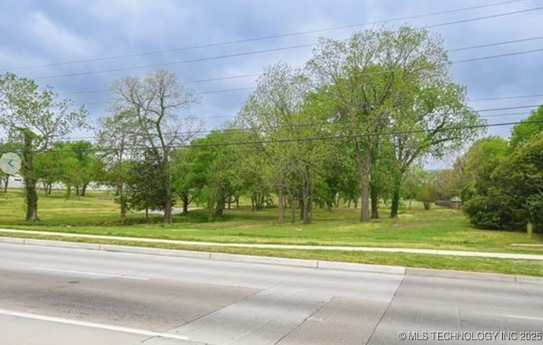 S Memorial Drive Property Photo 5