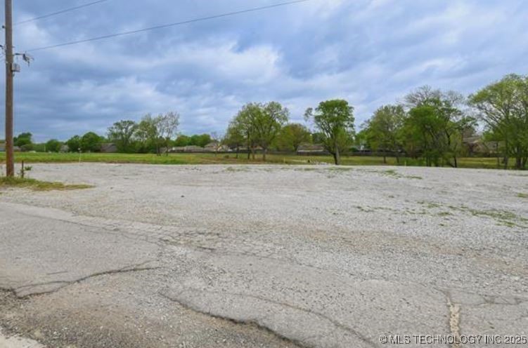S Memorial Drive Property Photo 11