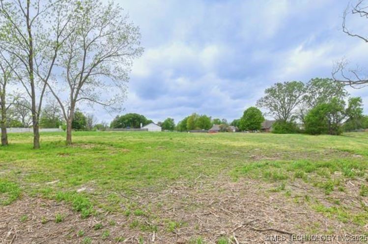 S Memorial Drive Property Photo 17