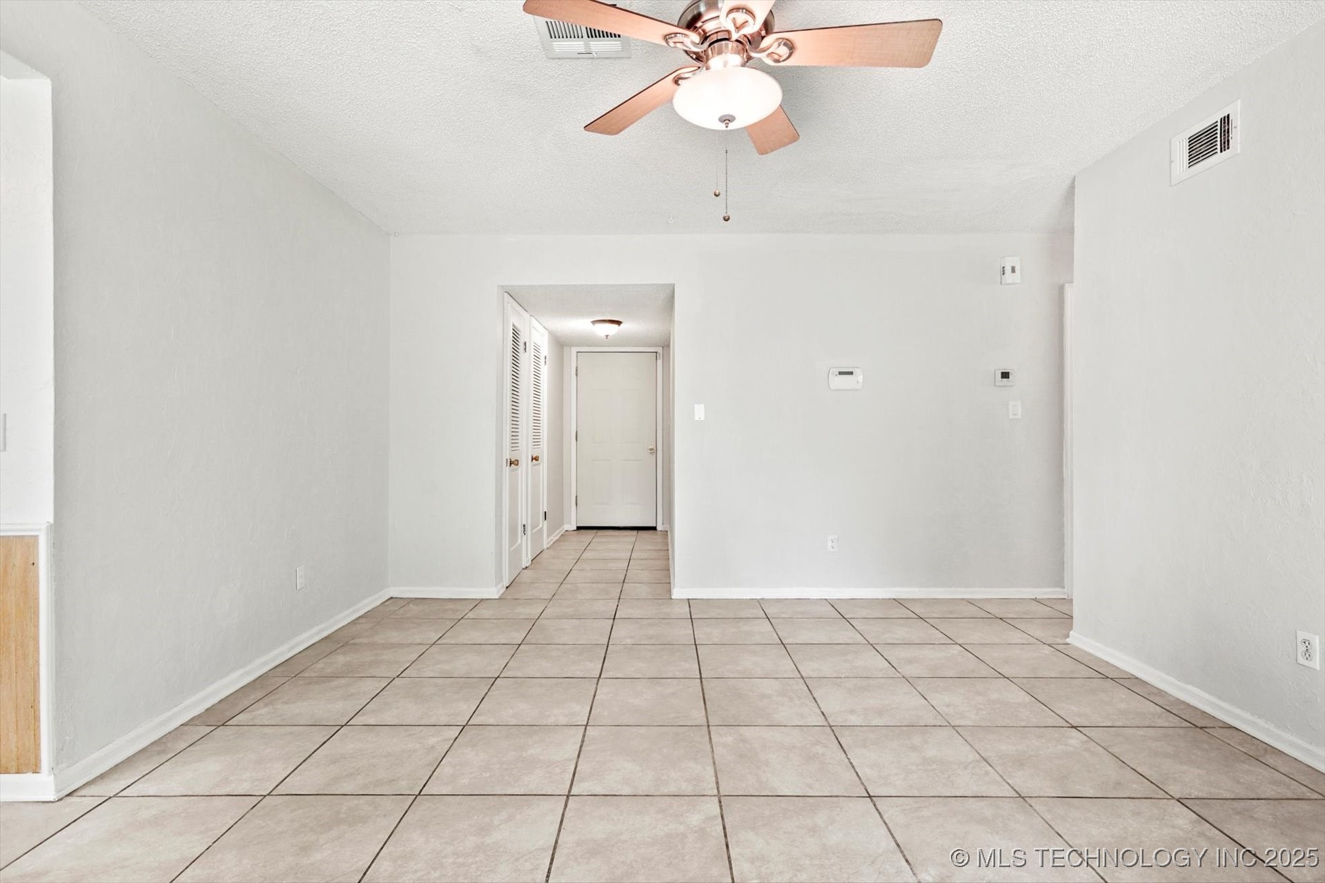 12602 E 19th Street Property Photo 5