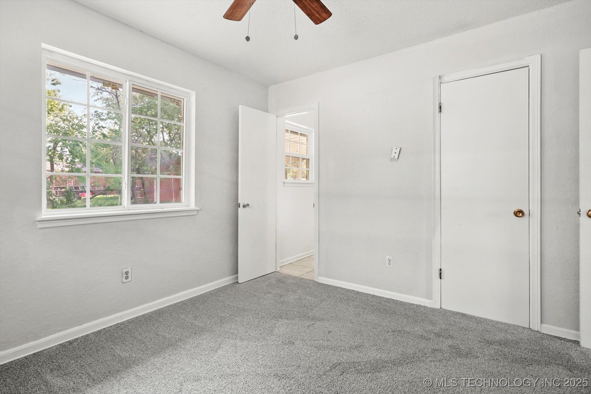 12602 E 19th Street Property Photo 12