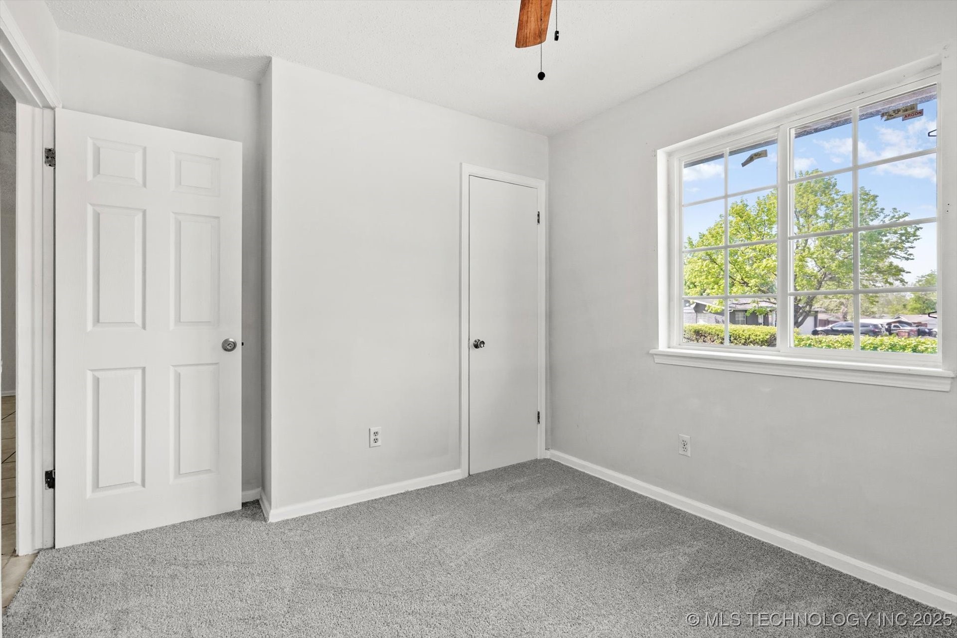 12602 E 19th Street Property Photo 17