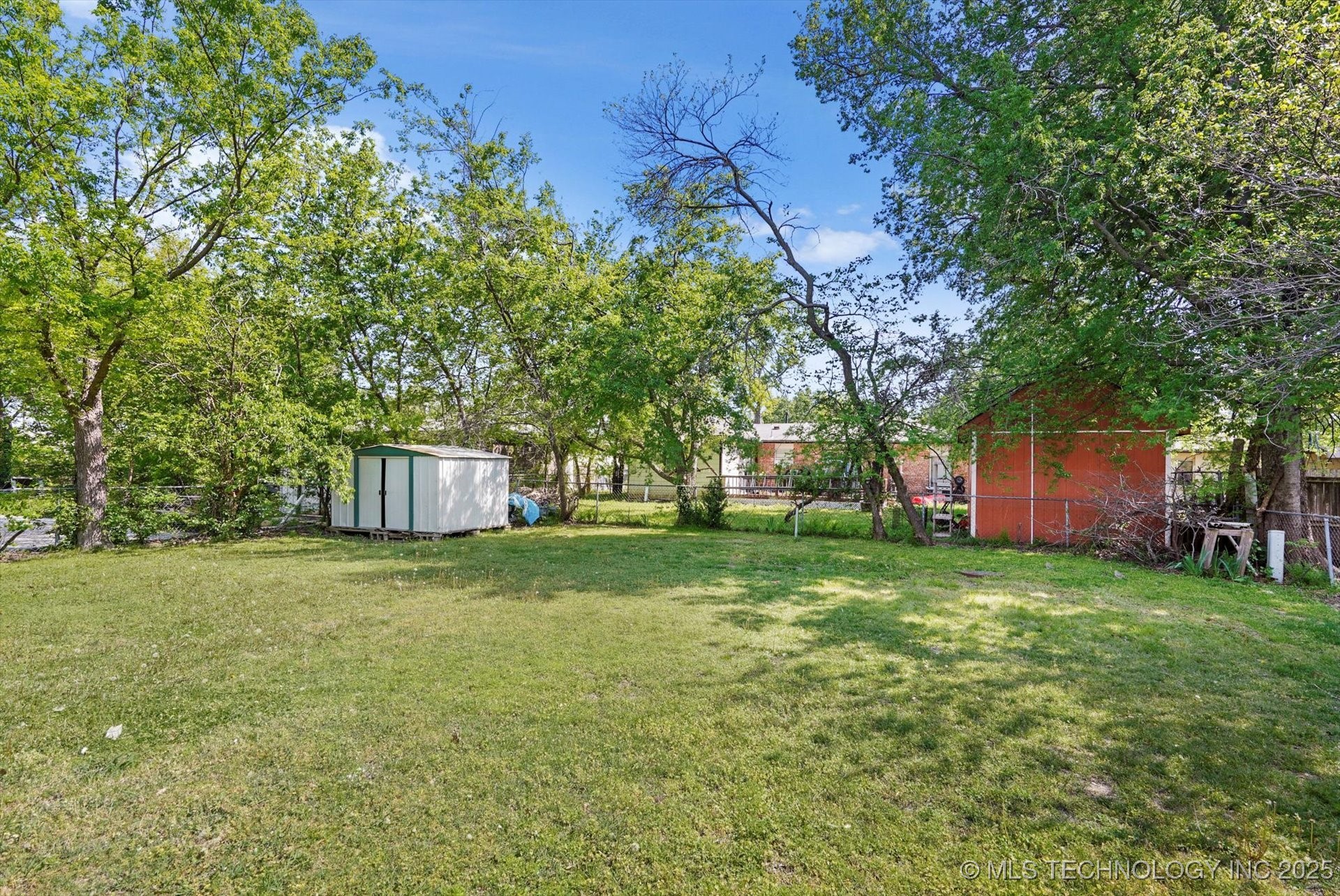 12602 E 19th Street Property Photo 22