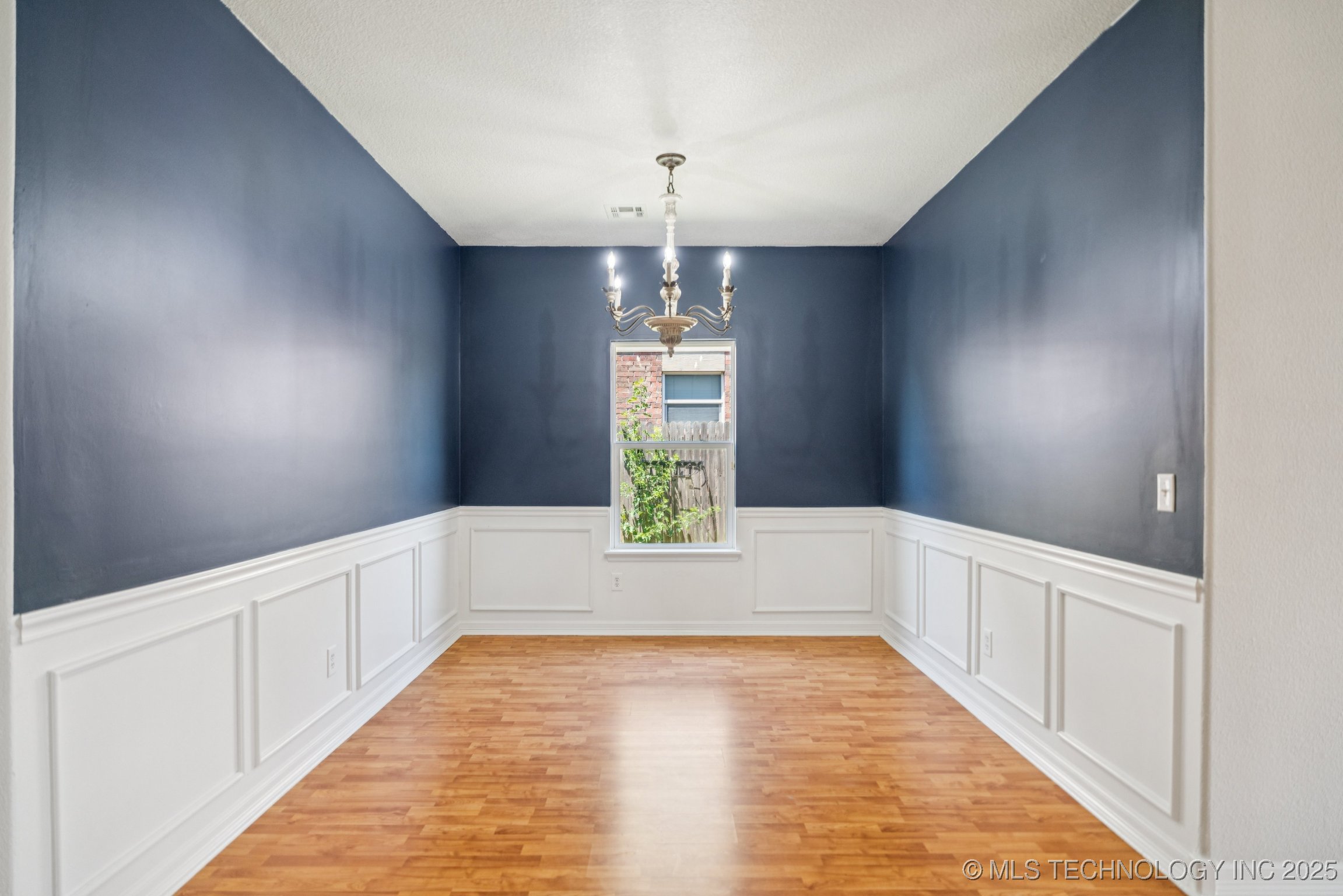 13323 S 21st Street Property Photo 17
