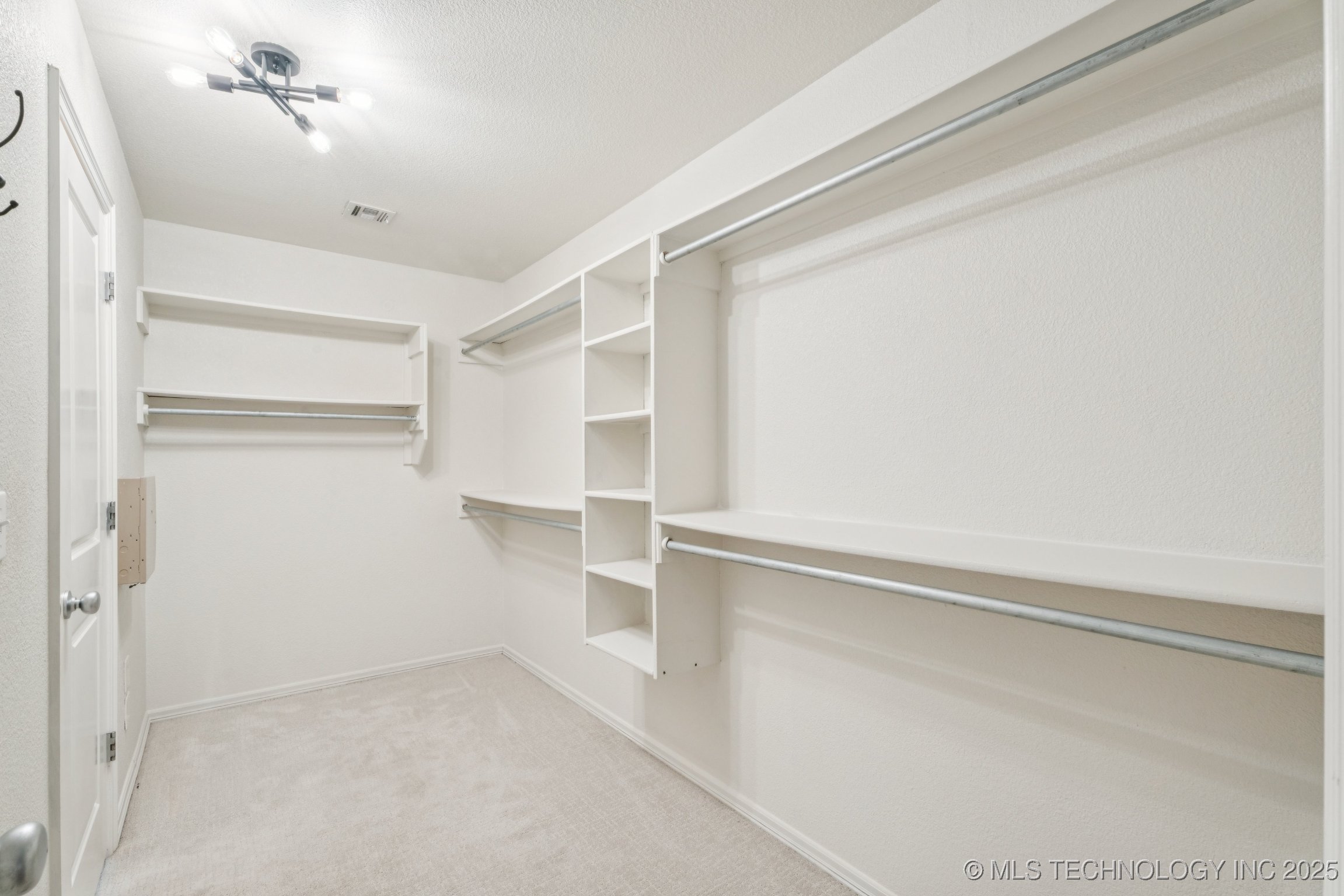 13323 S 21st Street Property Photo 23