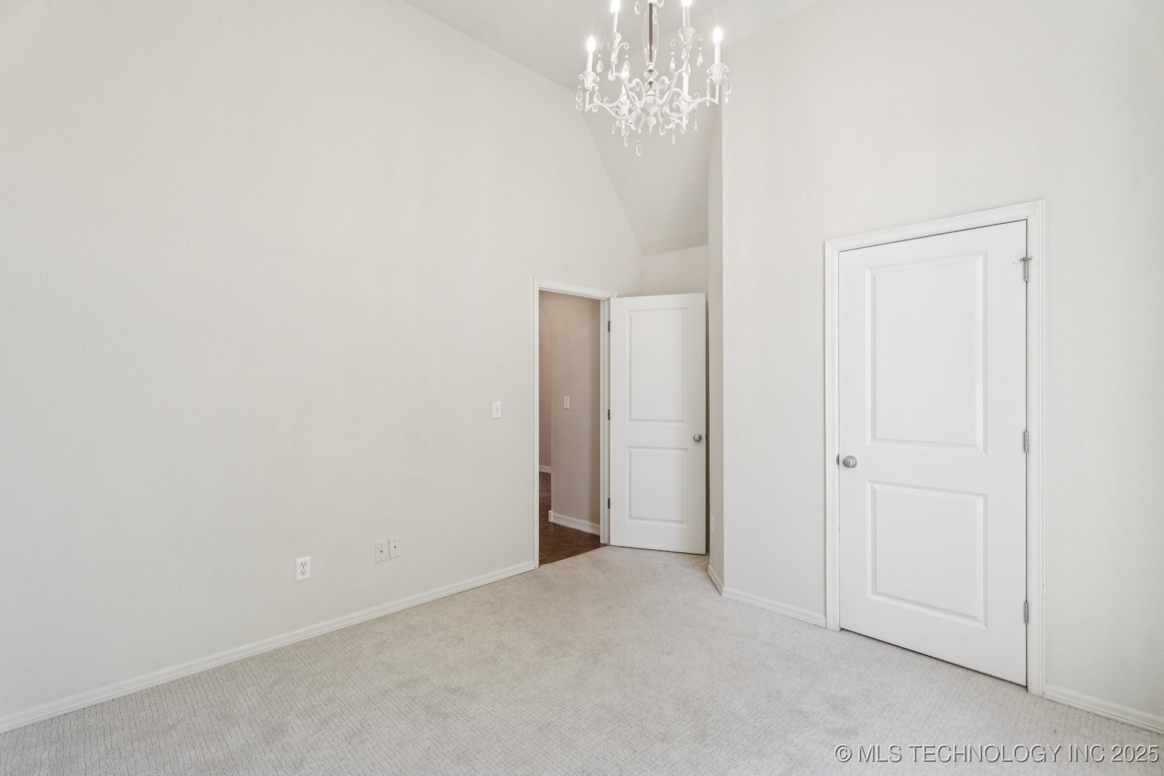 13323 S 21st Street Property Photo 27