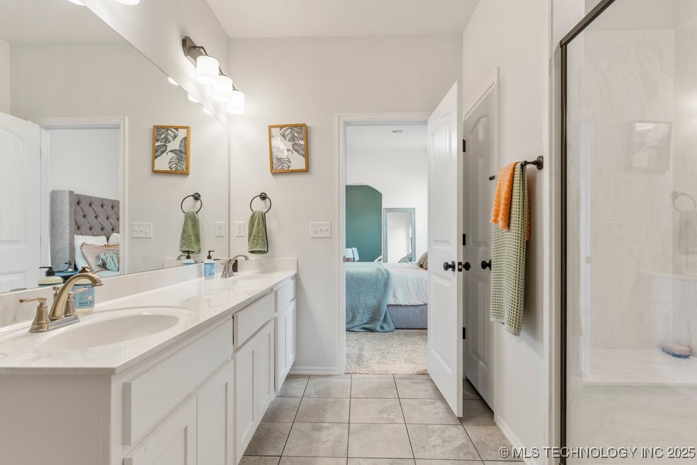 7305 S Walnut Avenue Property Photo 21