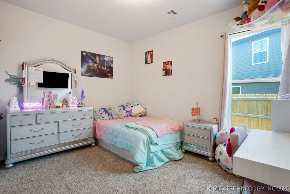 7305 S Walnut Avenue Property Photo 27