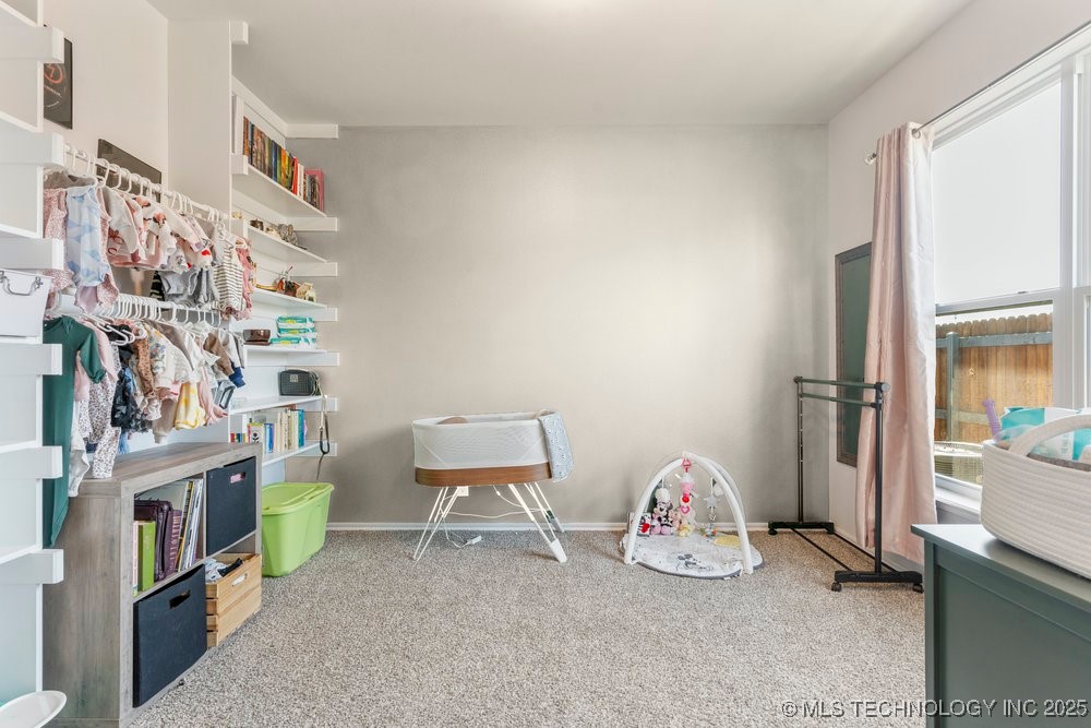 7305 S Walnut Avenue Property Photo 32
