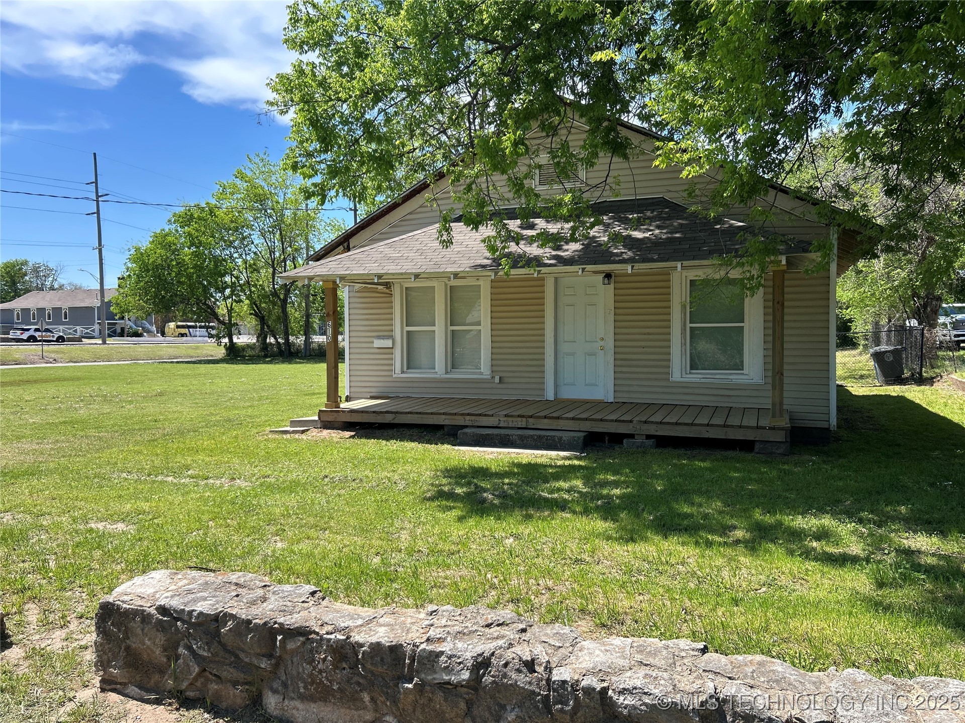610 S 53rd West Avenue Property Photo