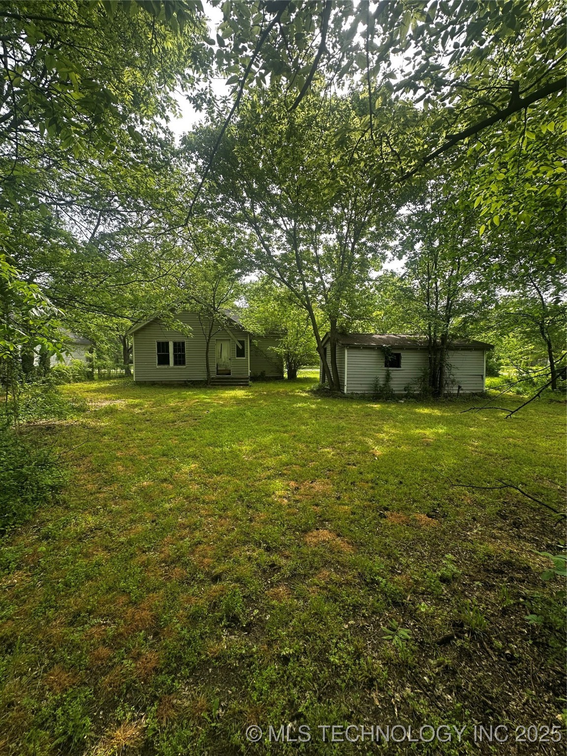 905 N State Street Property Photo 5