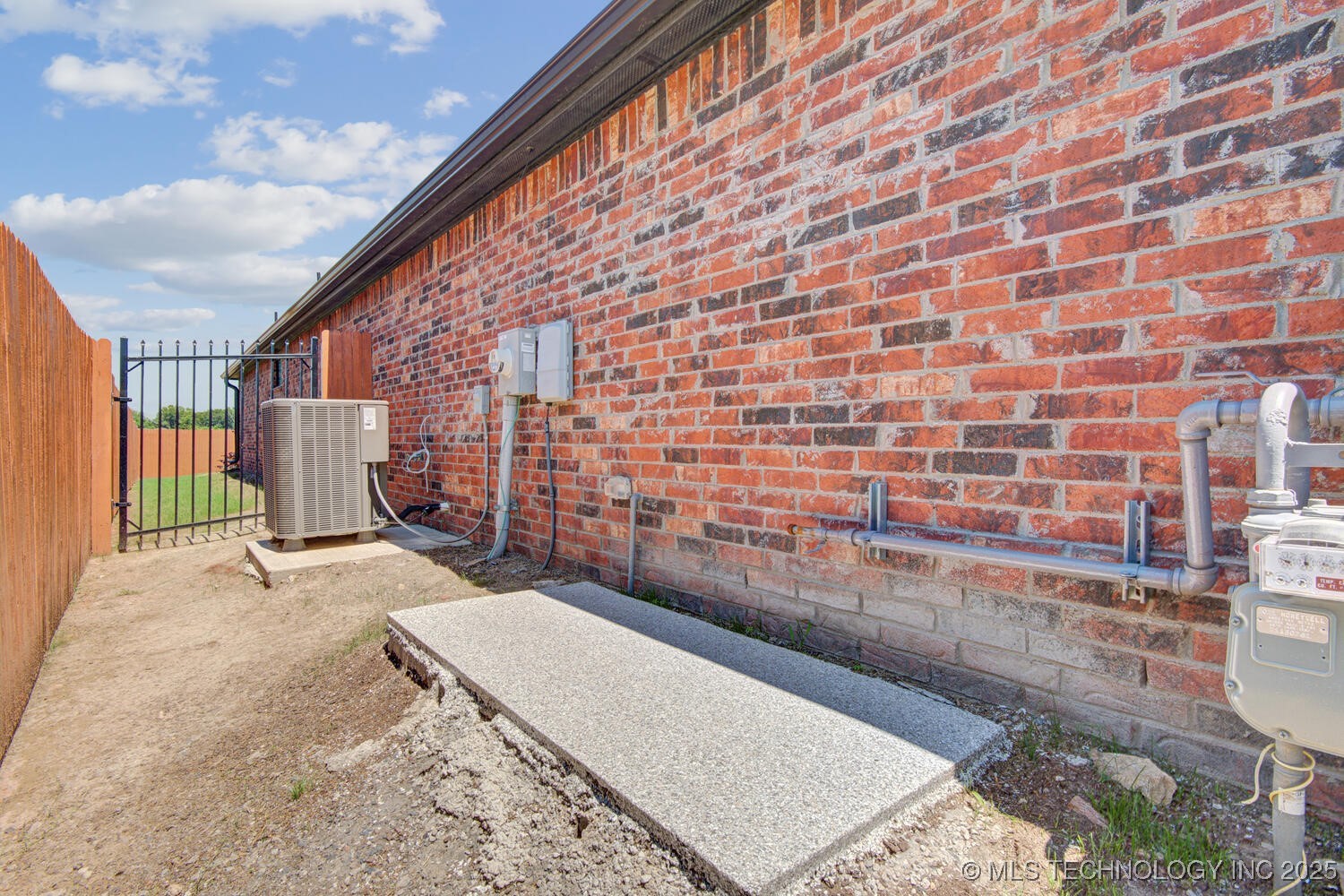 7905 N 149th East Avenue Property Photo 40