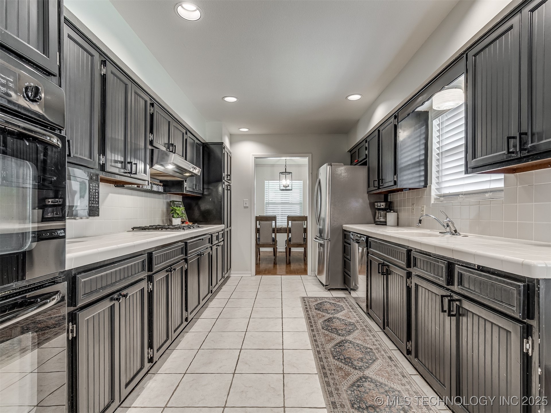 406 Fairway Drive Property Photo 11