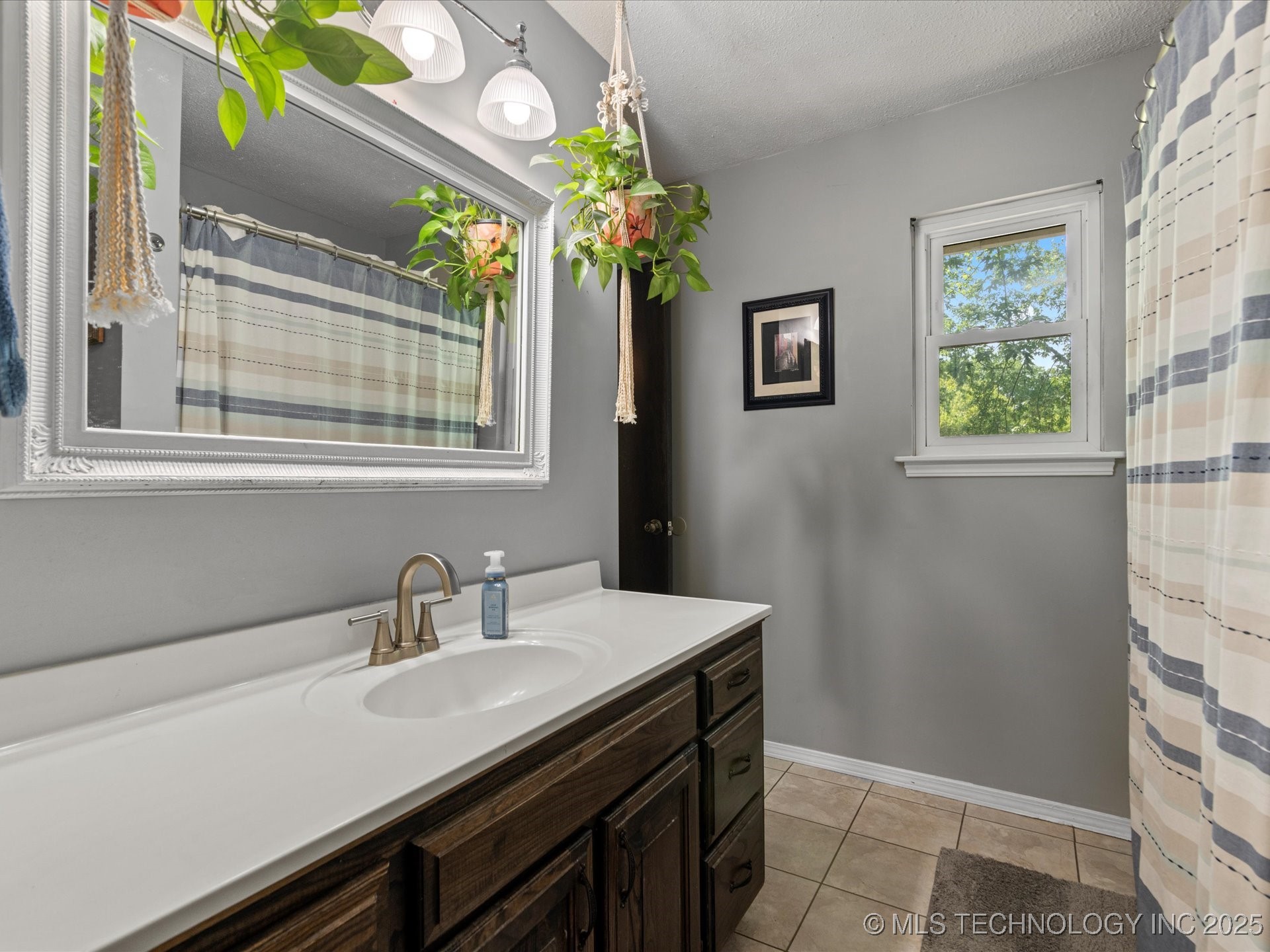 1015 Renick Lane Property Photo 17