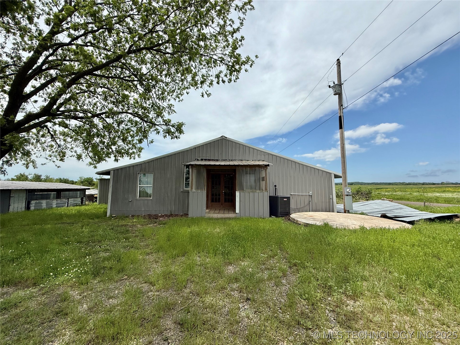 21509 E County Road 1200 Property Photo 1