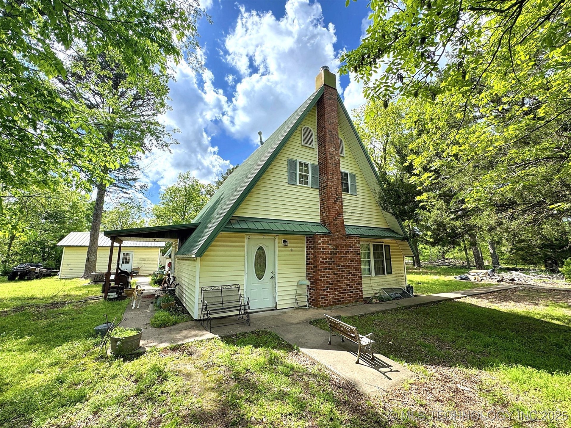 20589 E 660 Road Property Photo 1