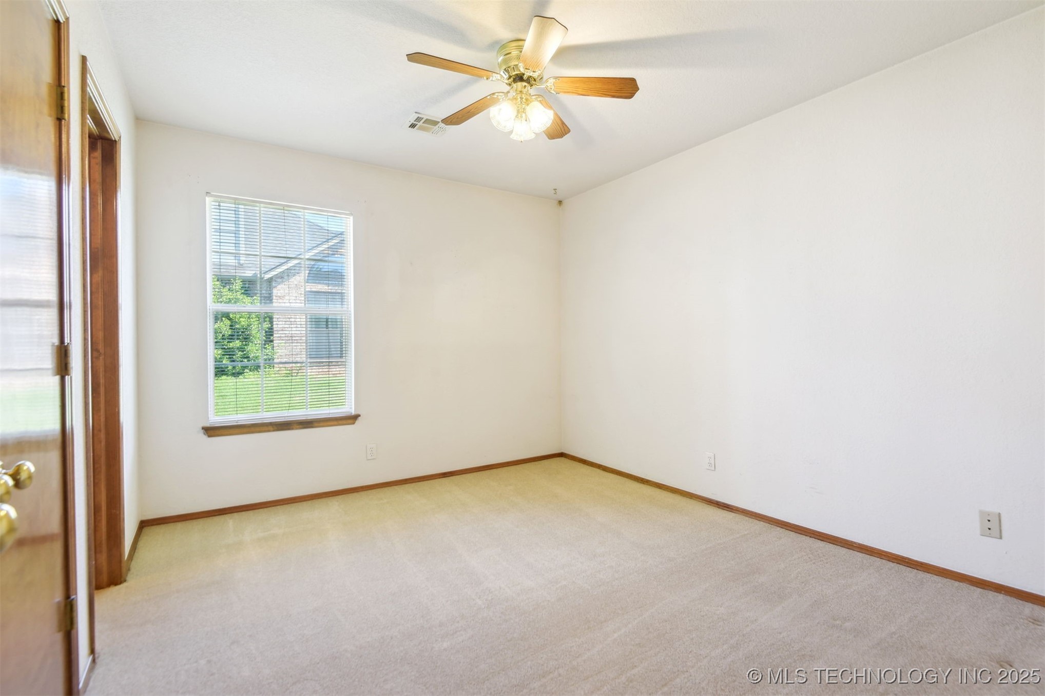 10716 S 83rd East Avenue Property Photo 22