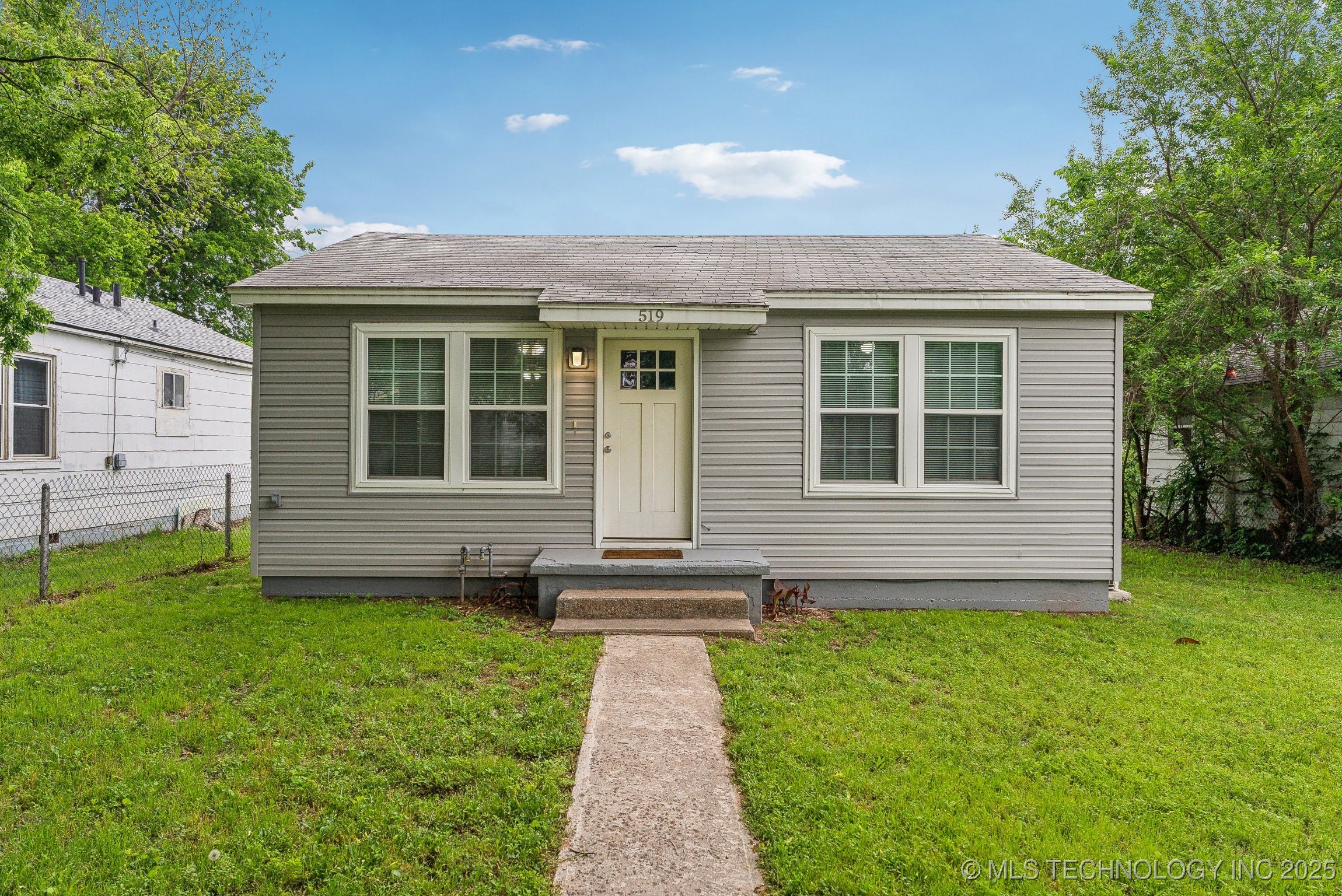 519 S 46th West Avenue Property Photo 1