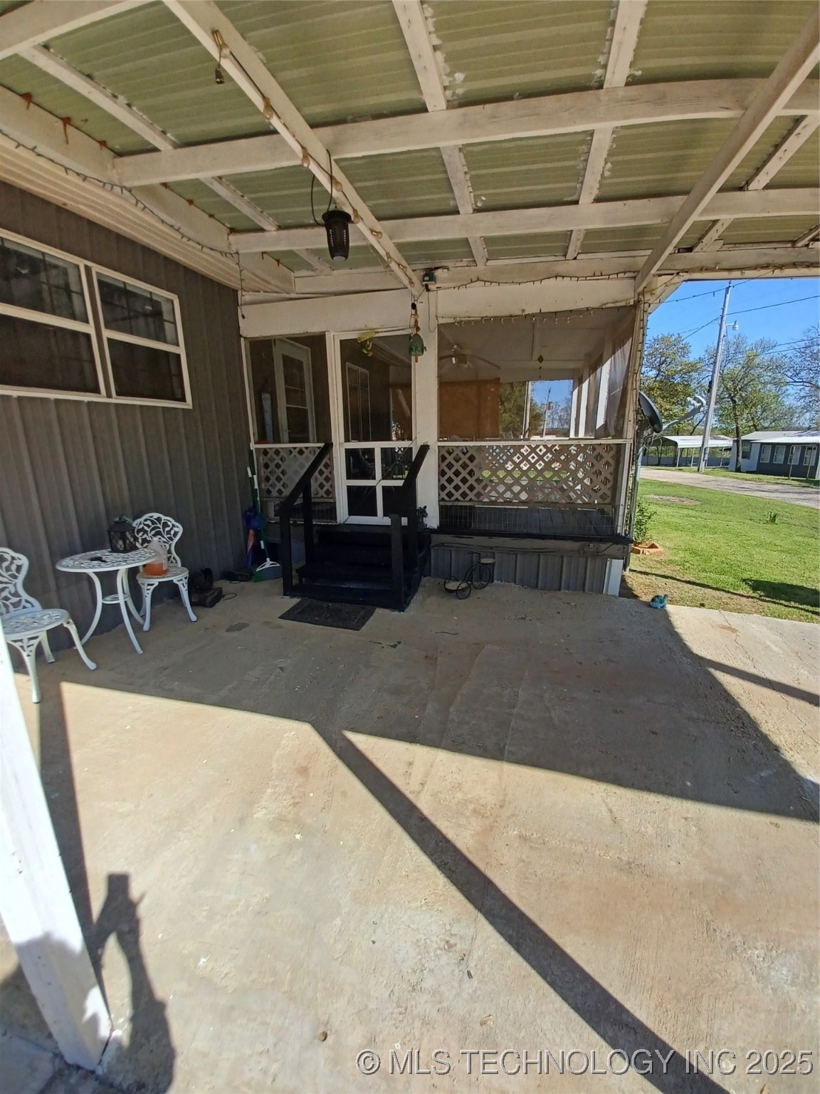 416747 Delaware Drive Property Photo 25