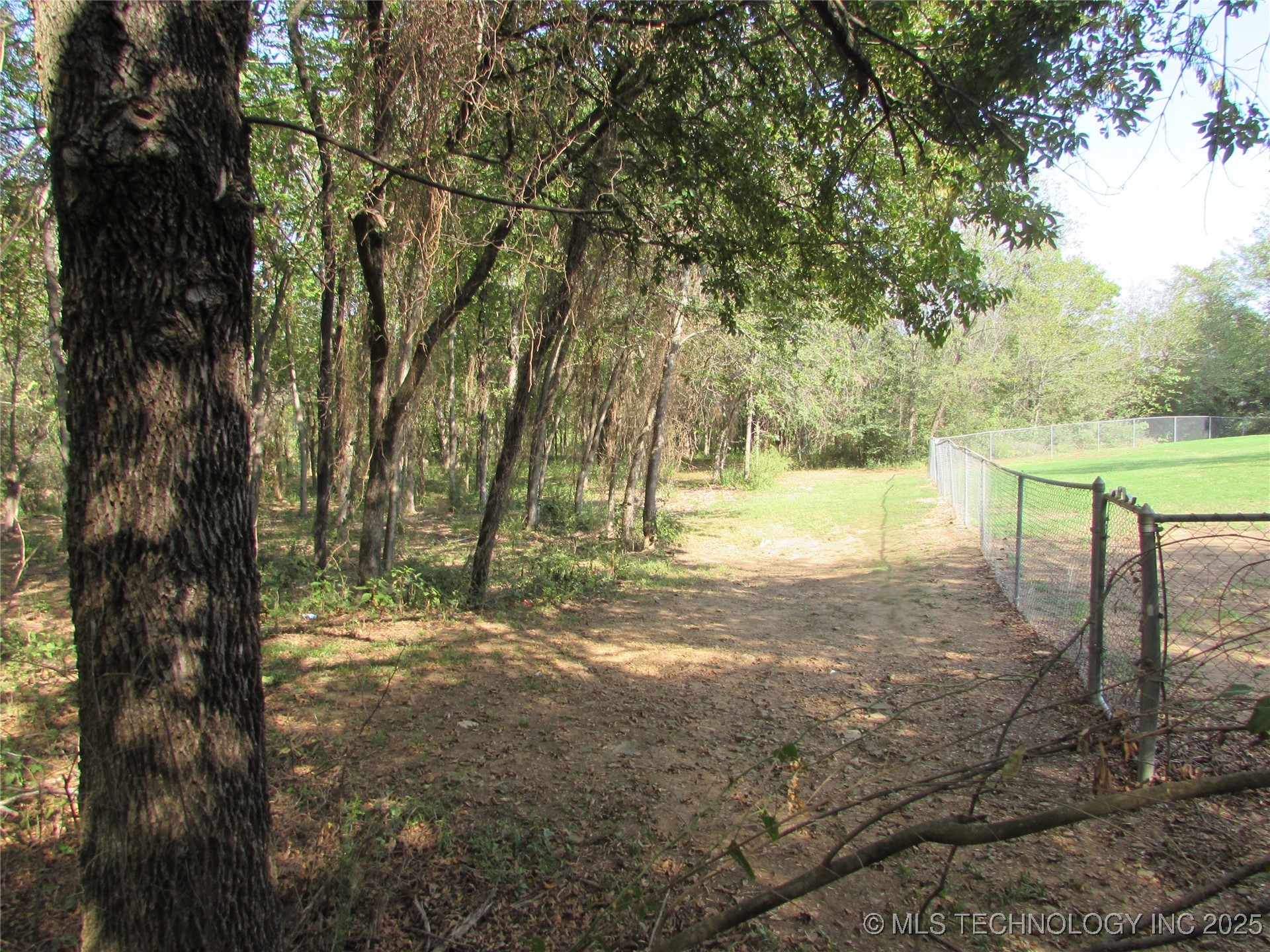 123 Gulick Street Property Photo 20
