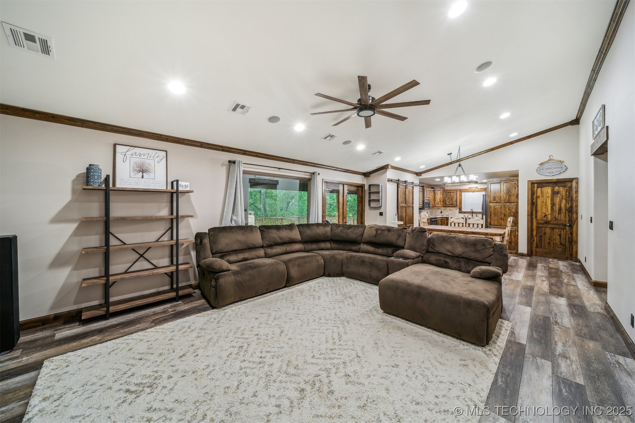 6164 E 578 Road Property Photo 3