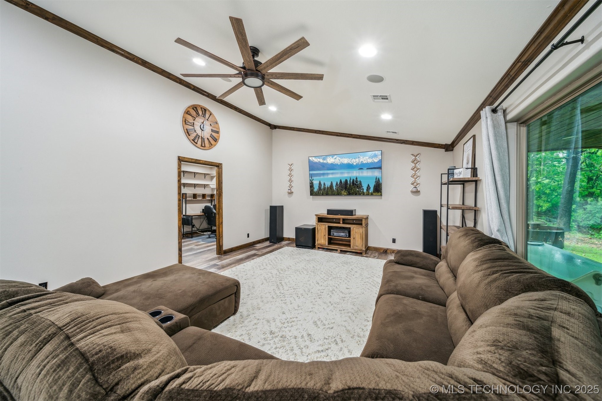 6164 E 578 Road Property Photo 4