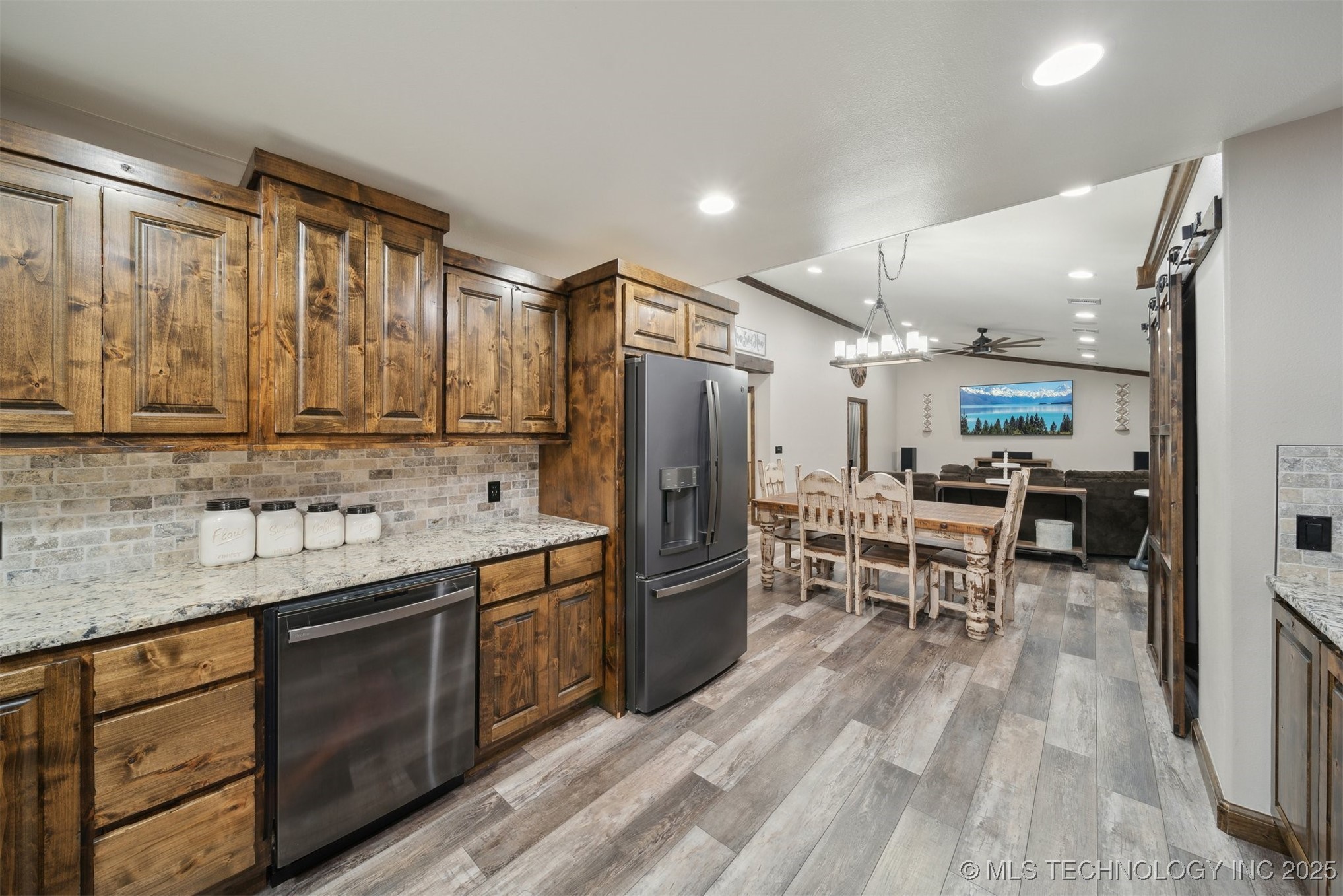 6164 E 578 Road Property Photo 8